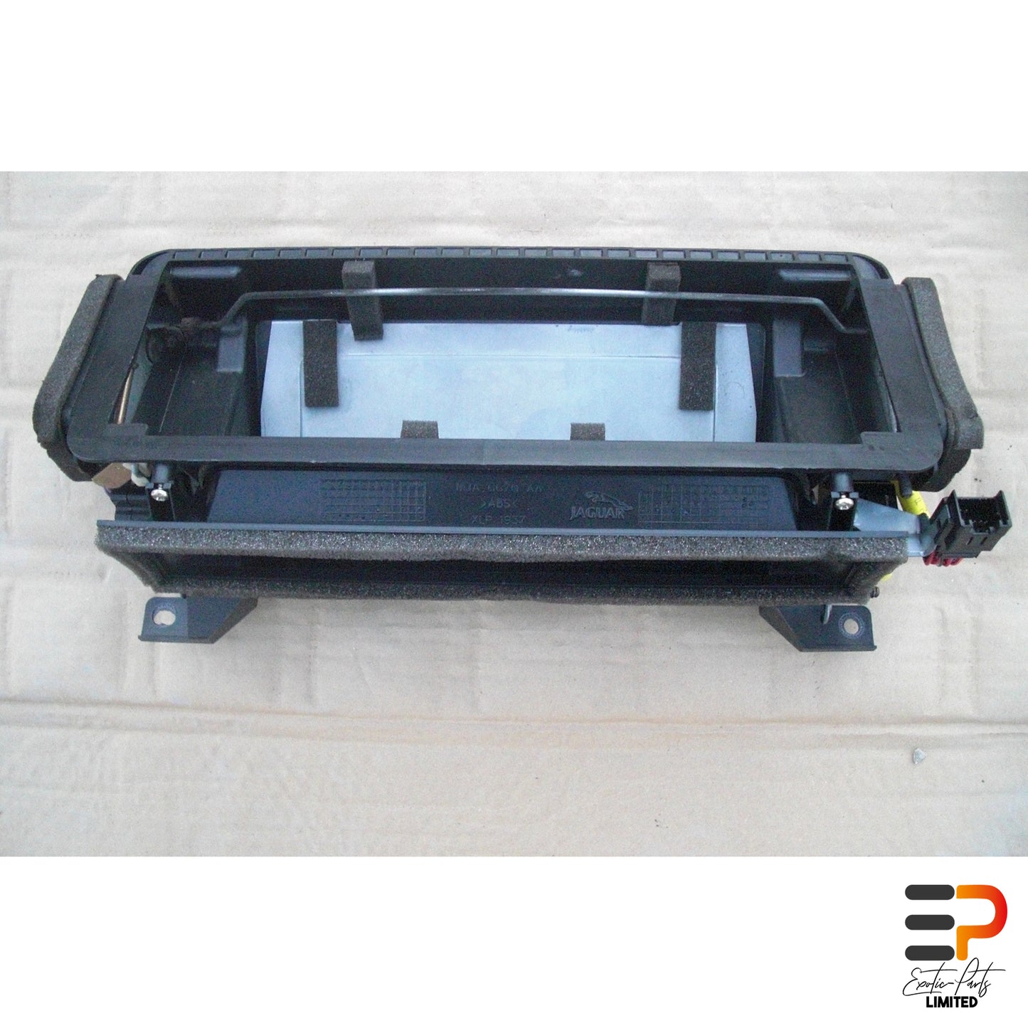 Jaguar XK8 Cabrio Heater MJA6811AA picture 1