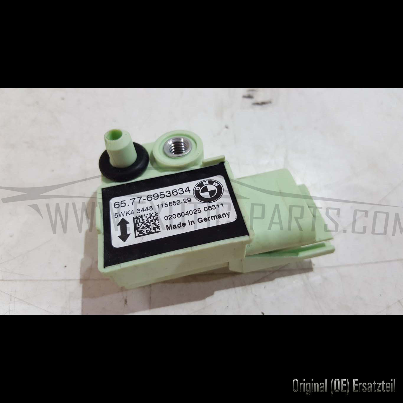 BMW E63 M6 S85 Coupe Airbag Crash Sensor 65.77-6953634 picture 1