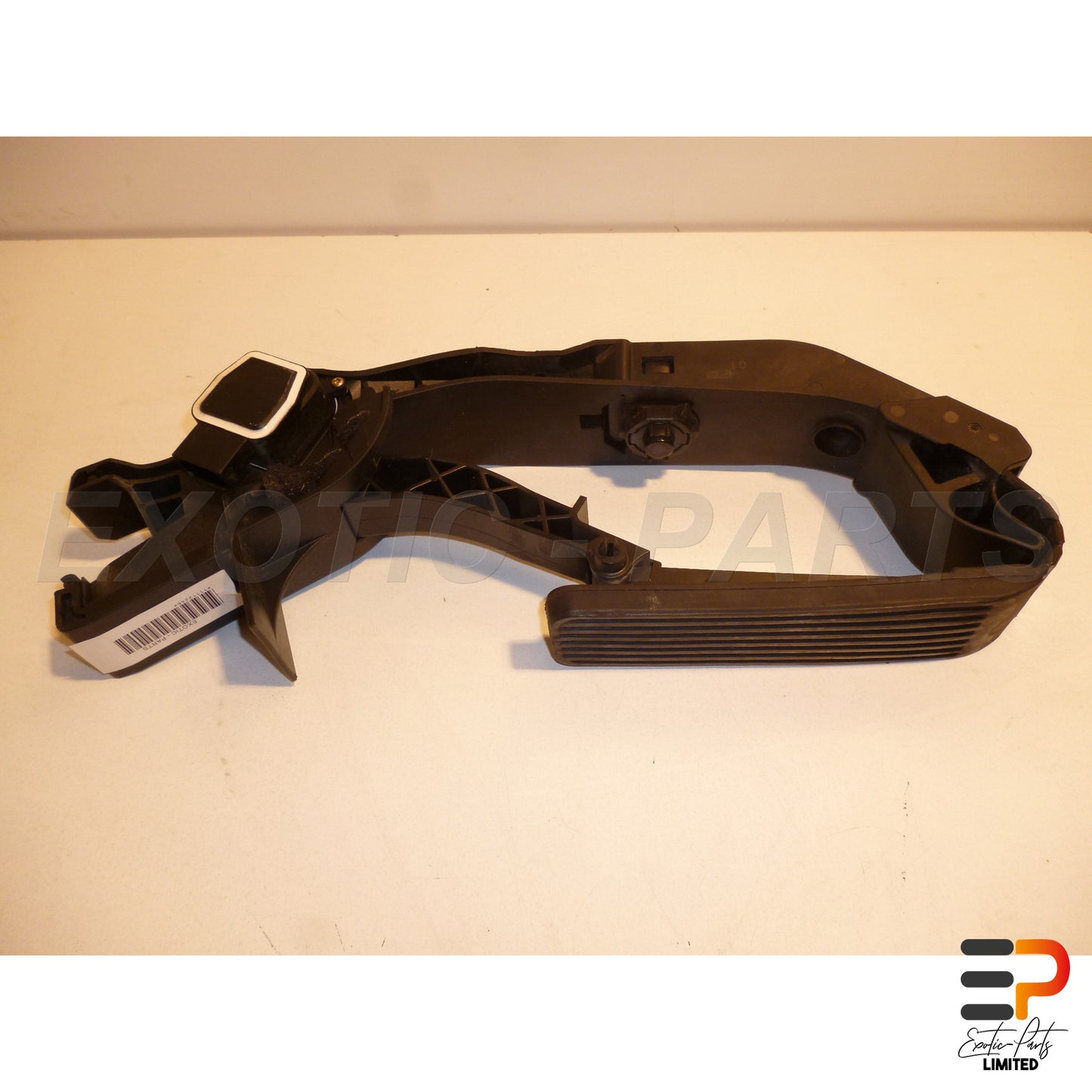 Mercedes Benz E320 T CDI Avantgarde W211 Accelerator Pedal picture 1