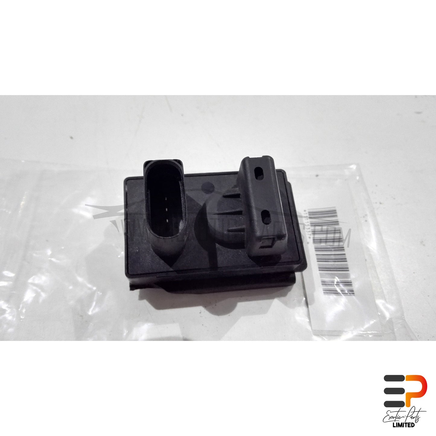 Audi S8 4.2 Quattro Air Conditioner Sensor 4B0907659 picture 1