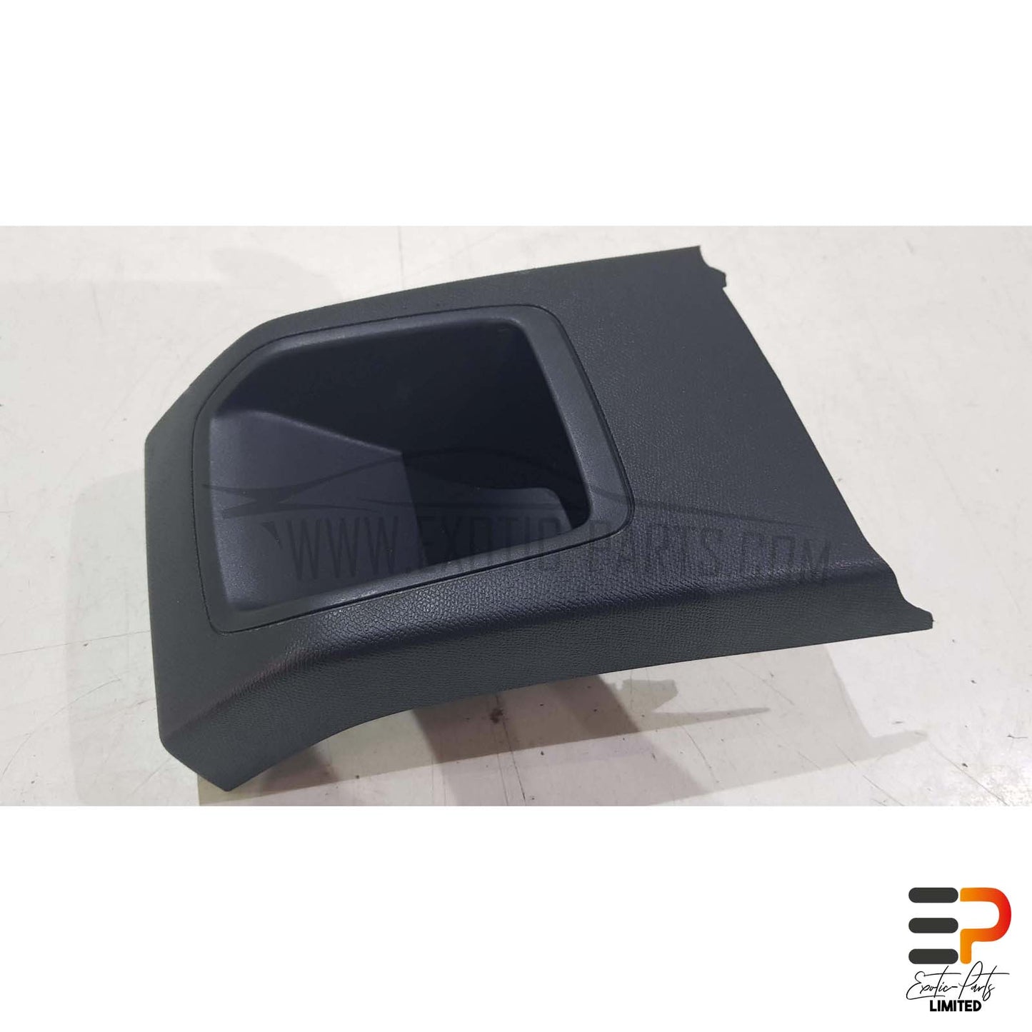 Peugeot 308 SW II T9 Break 1.5 HDI Trim Center Console 9800052177 picture 1