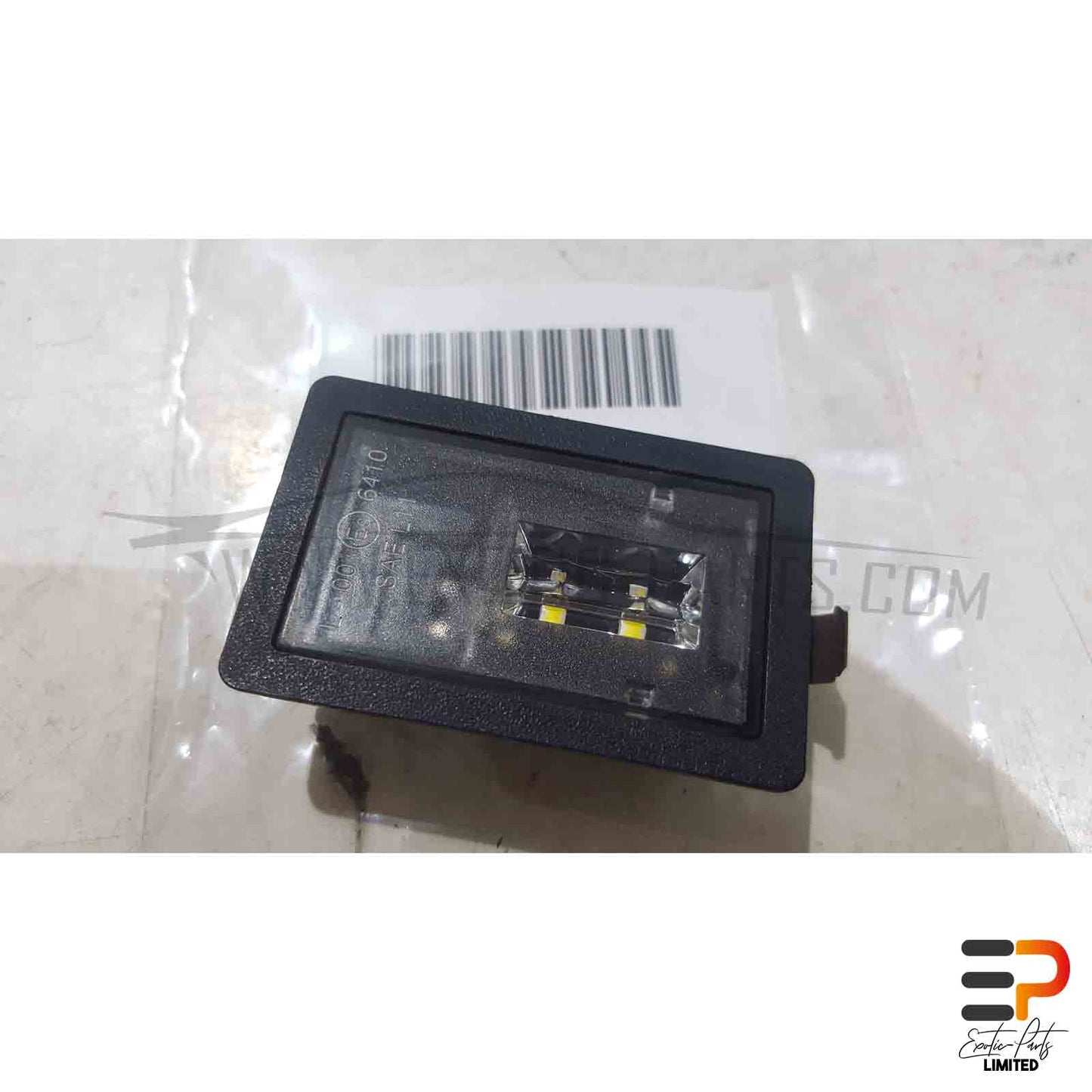 Jaguar XK 5.0 Coupe License Plate Light C2P23547 picture 1