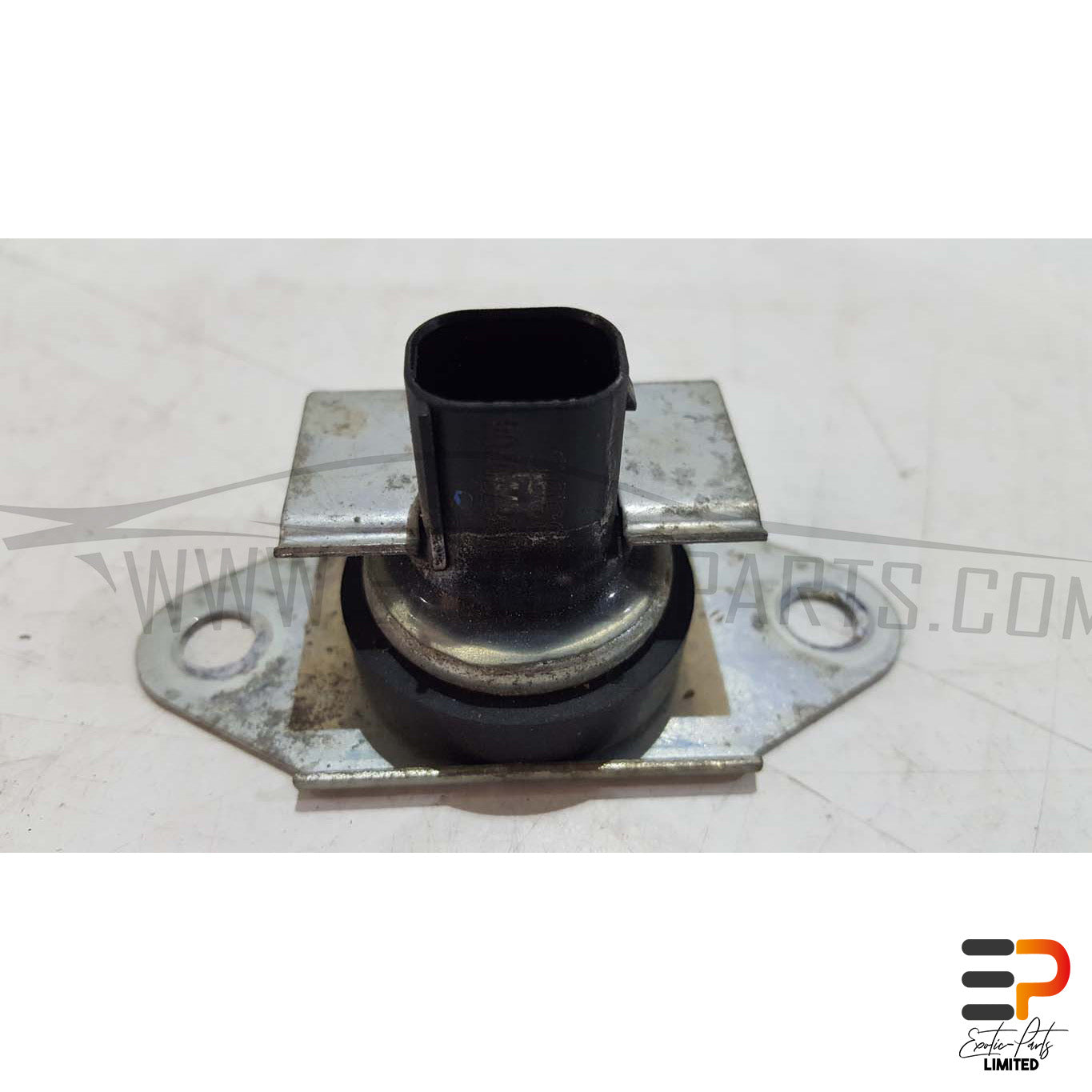 BMW E63 M6 S85 Coupe Accelerometer 37.14-6770204 picture 1