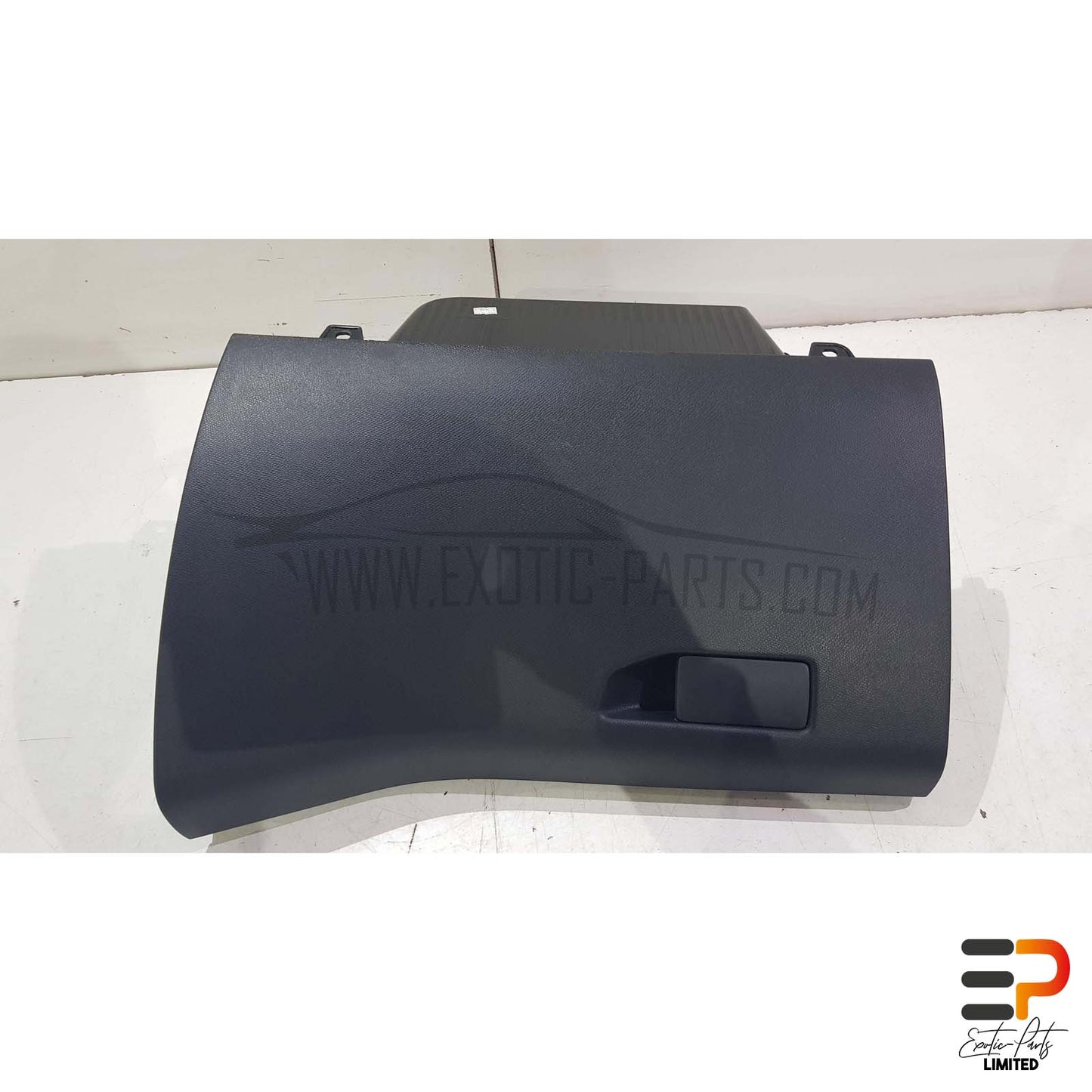 Peugeot 308 SW II T9 Break 1.5 HDI Glovebox 16108047ZD picture 1