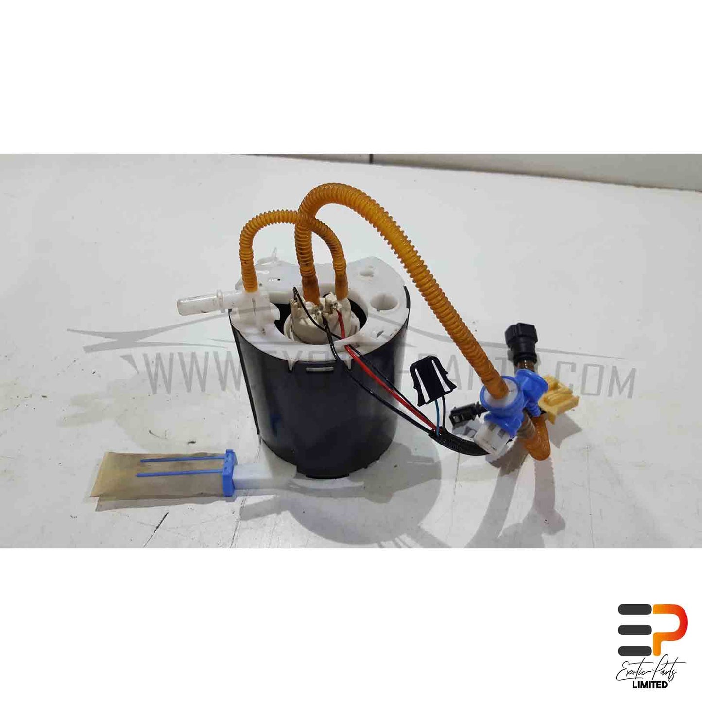 Jaguar XK 5.0 Coupe Feed Pump 8W83-9H307-AE picture 2