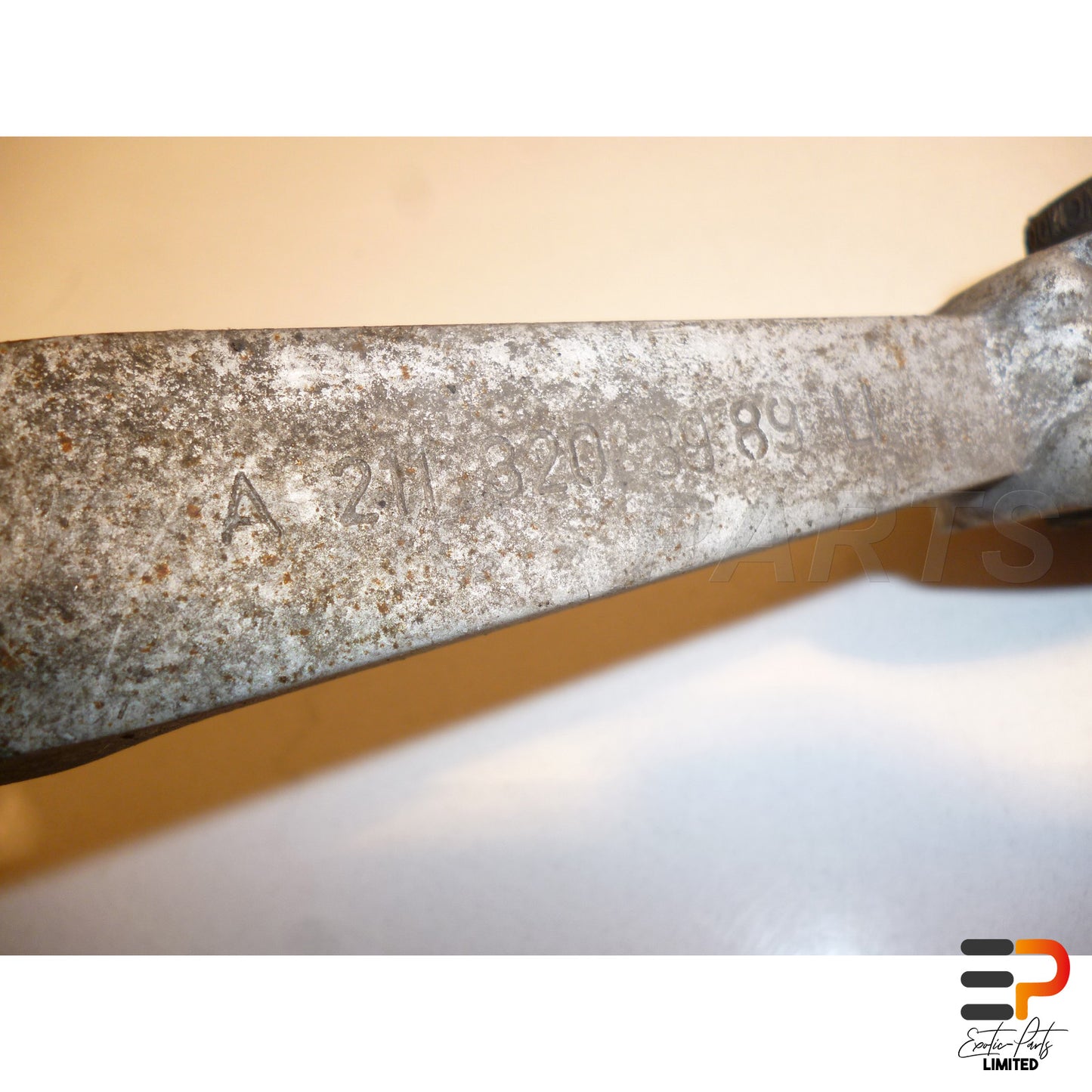 Mercedes Benz E320 T CDI Avantgarde W211 Stabiliser Mounting Sway Bar A2113203989 picture 2
