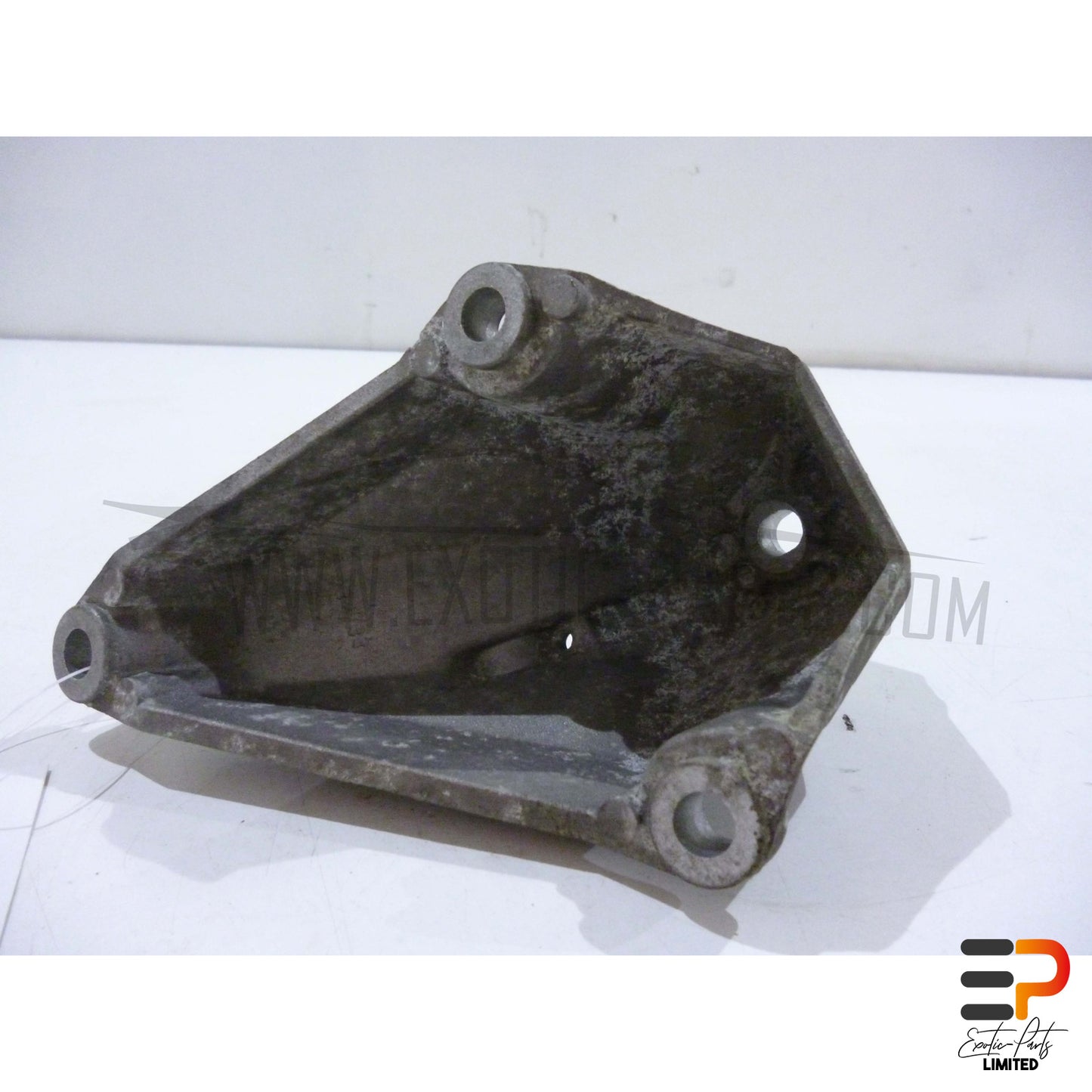 Audi S8 4.2 Quattro Bracket Engine 4D0199307S Left picture 2