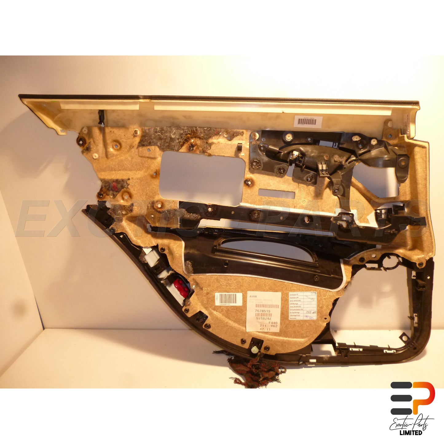 Mercedes Benz E320 T CDI Avantgarde W211 Door Panel Cover A2117300670 Rear Right picture 2