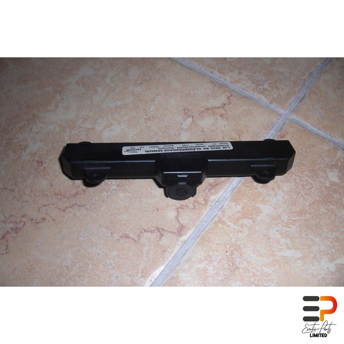 Jaguar XK8 Cabrio Glass Breakage Sensor LJA2630BA picture 2