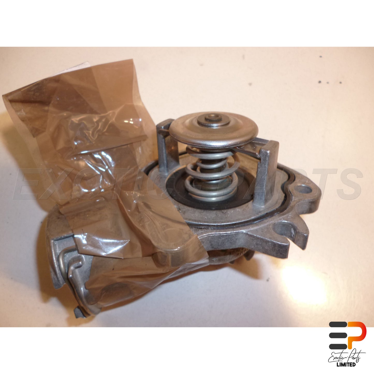 Mercedes Benz E320 T CDI Avantgarde W211 Thermostat A6422000215 picture 2