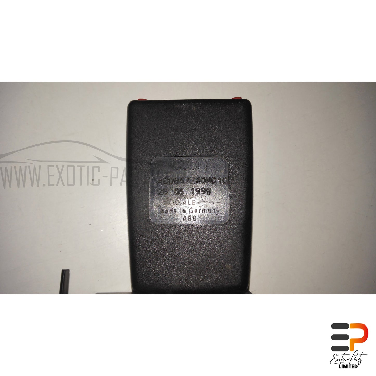 Audi S8 4.2 Quattro Belt Buckle 4D0857740M 01C Rear Right picture 2