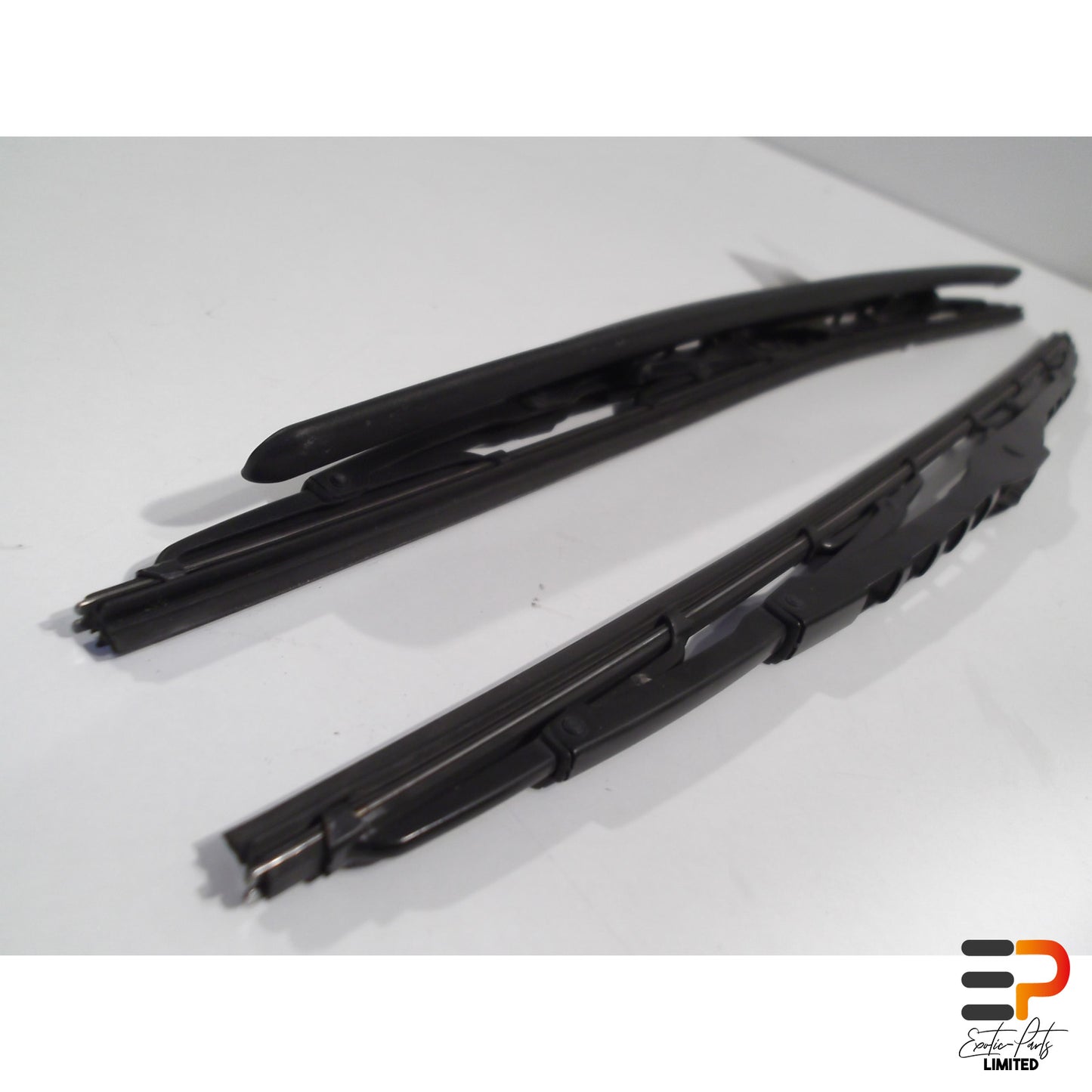 Jaguar XK8 XKR Coupe Windscreen Wiper GJA8960BB picture 2