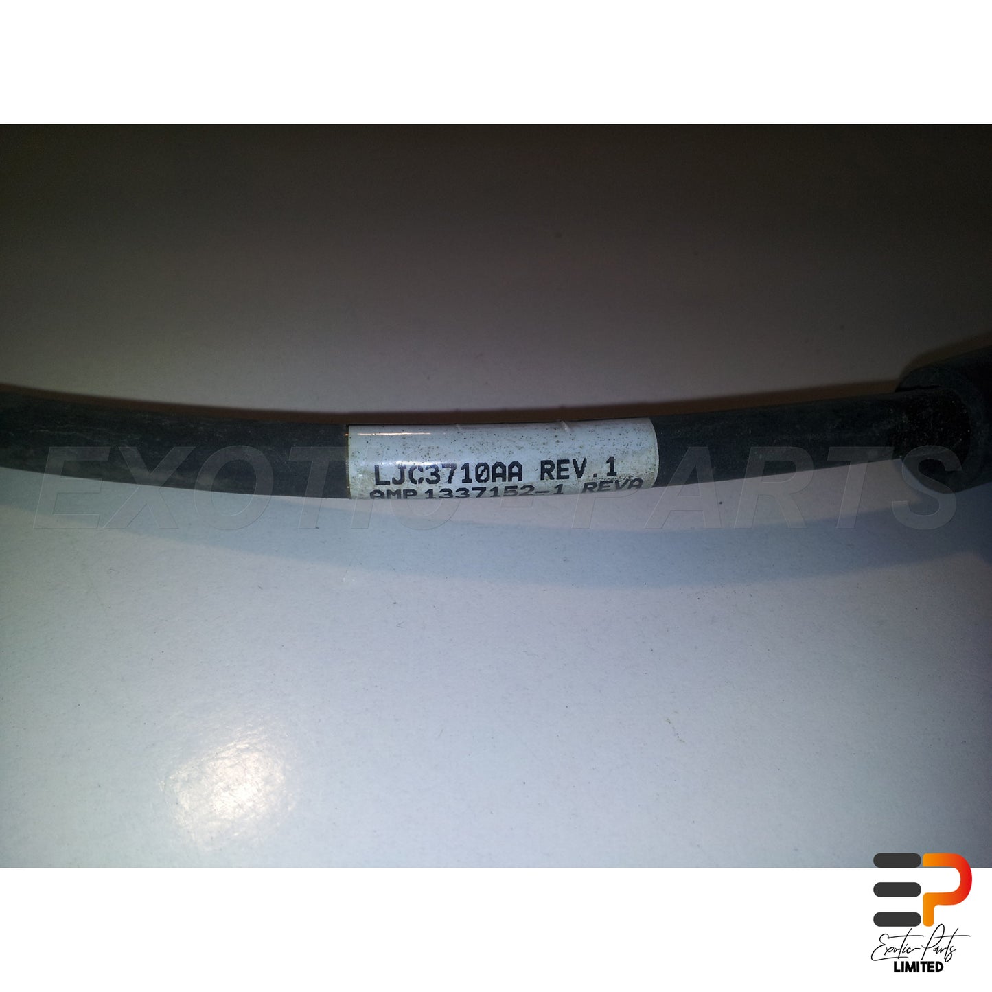 Jaguar XK8 Cabrio Battery Cable LJC3710AA picture 2
