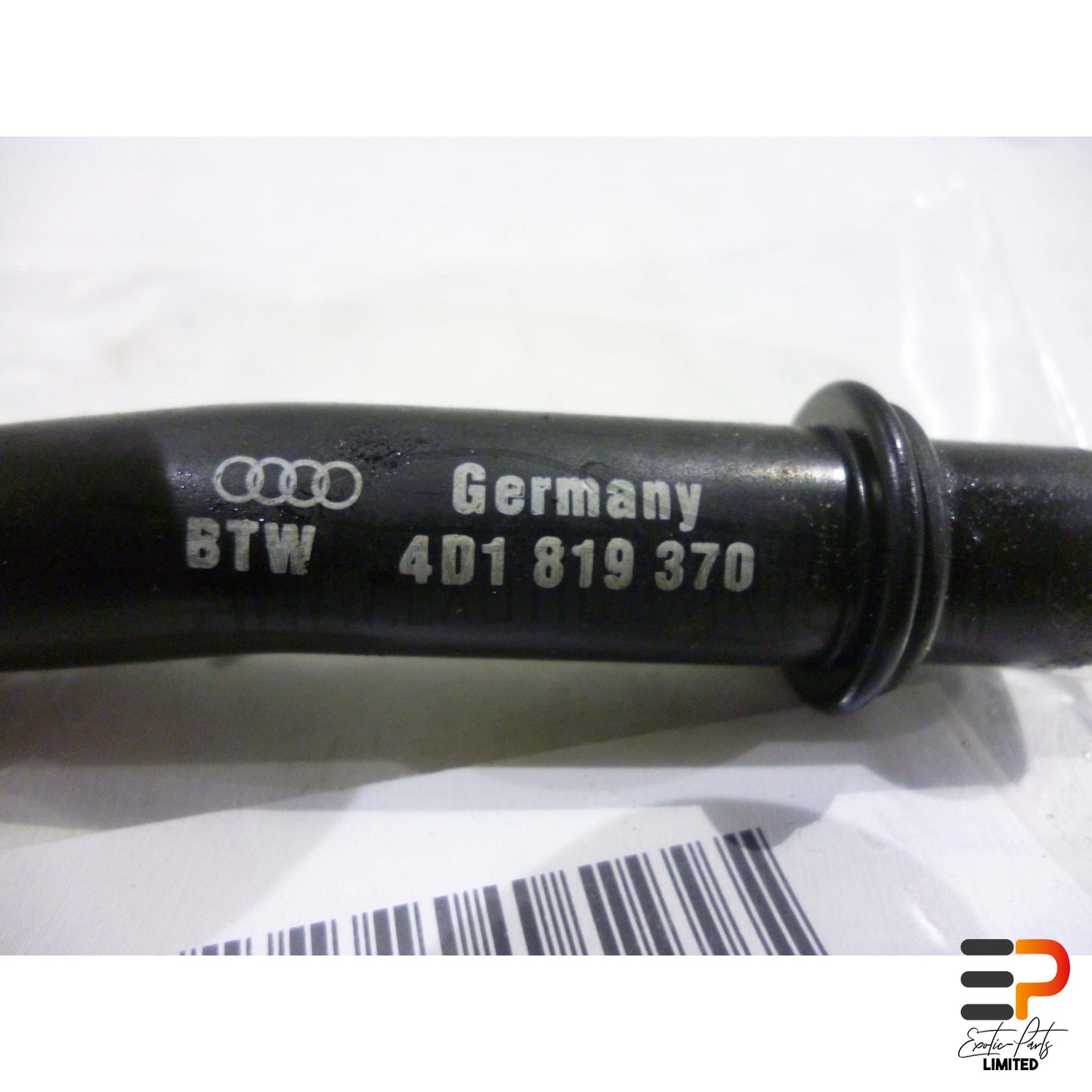Audi S8 4.2 Quattro Heater Pipe 4D1819370 picture 2