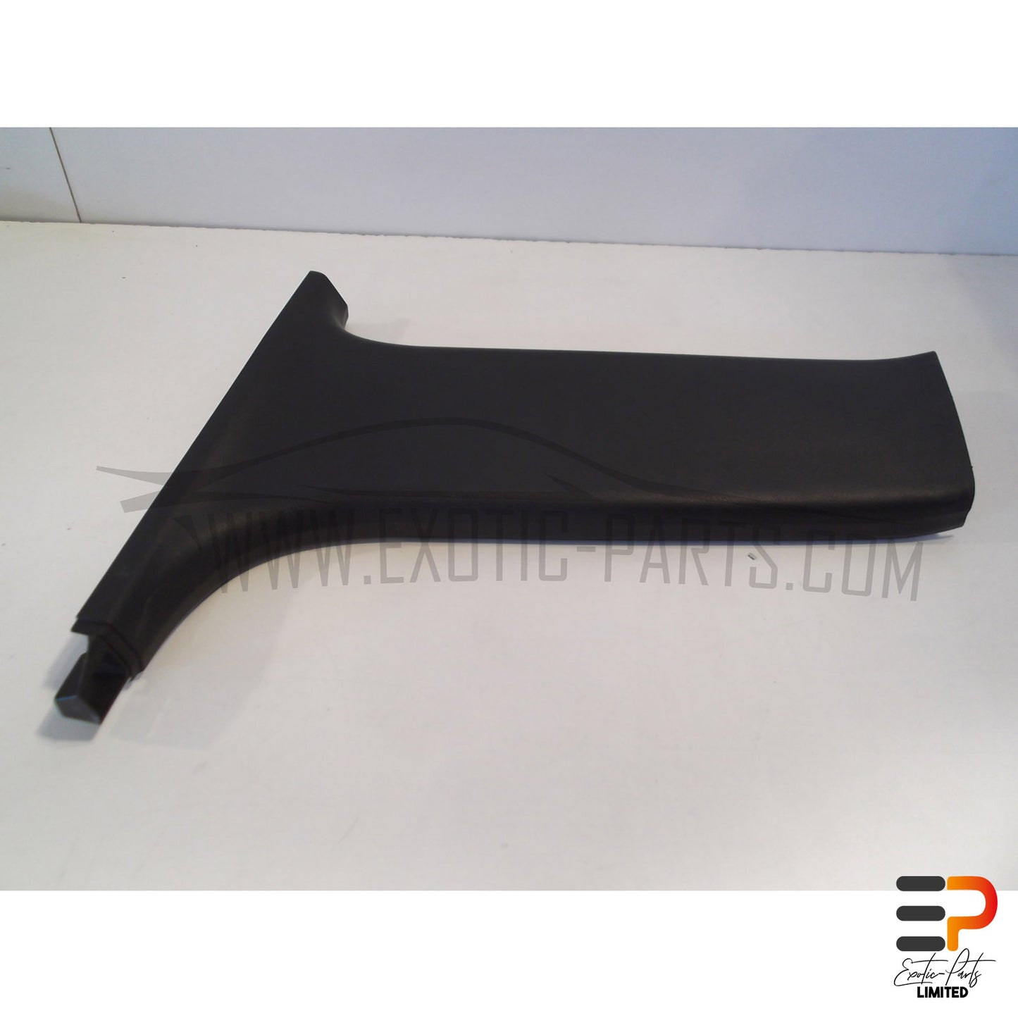 Audi RS4 Avant Trim B-Pillar 8E0867239A 4PK Left picture 2