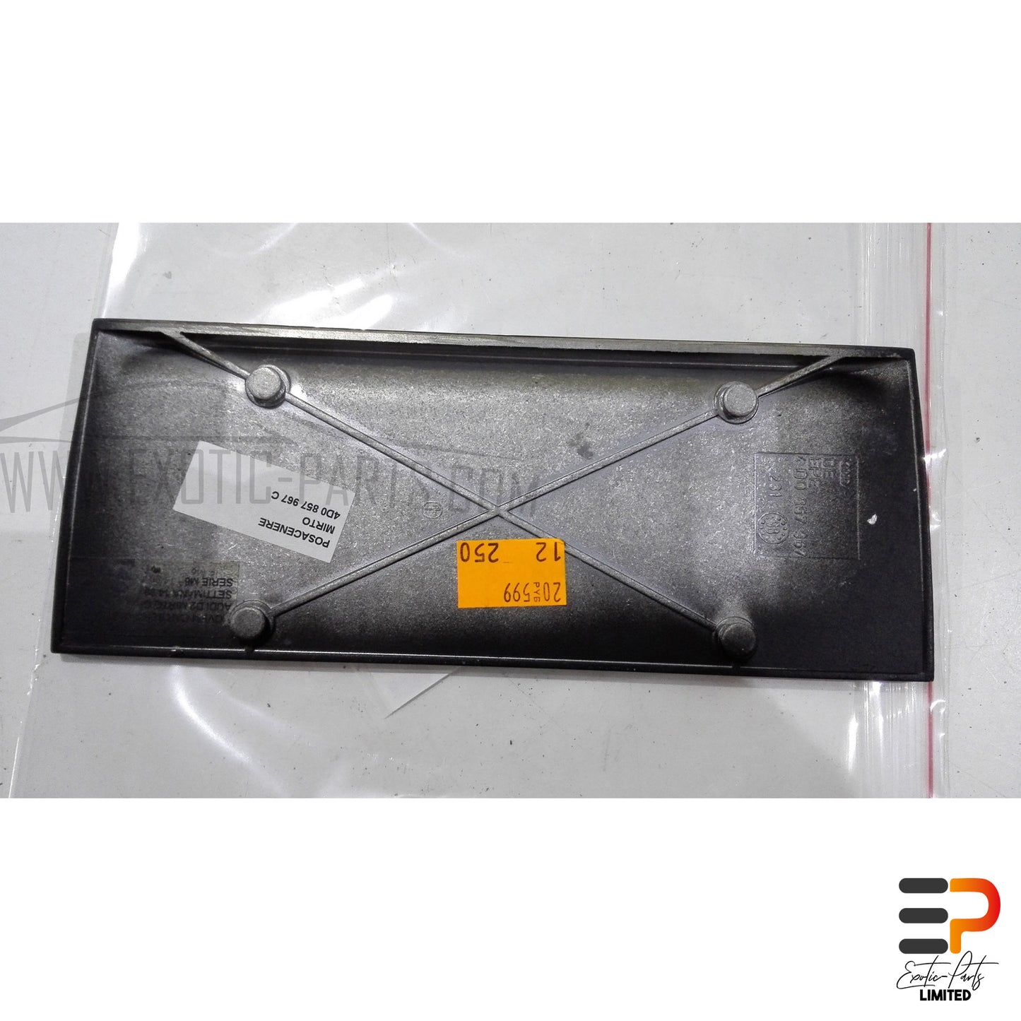 Audi S8 4.2 Quattro Cover 4D0857967 1WV Front picture 2