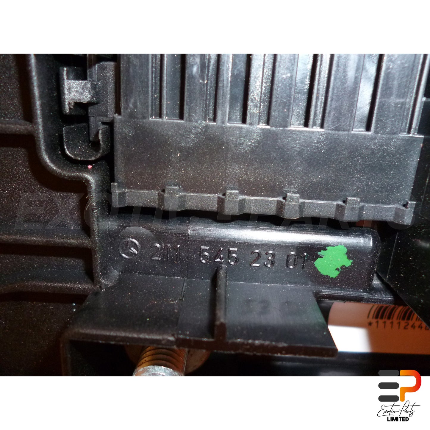 Mercedes Benz E320 T CDI Avantgarde W211 Fuse Box A2115452401 picture 2
