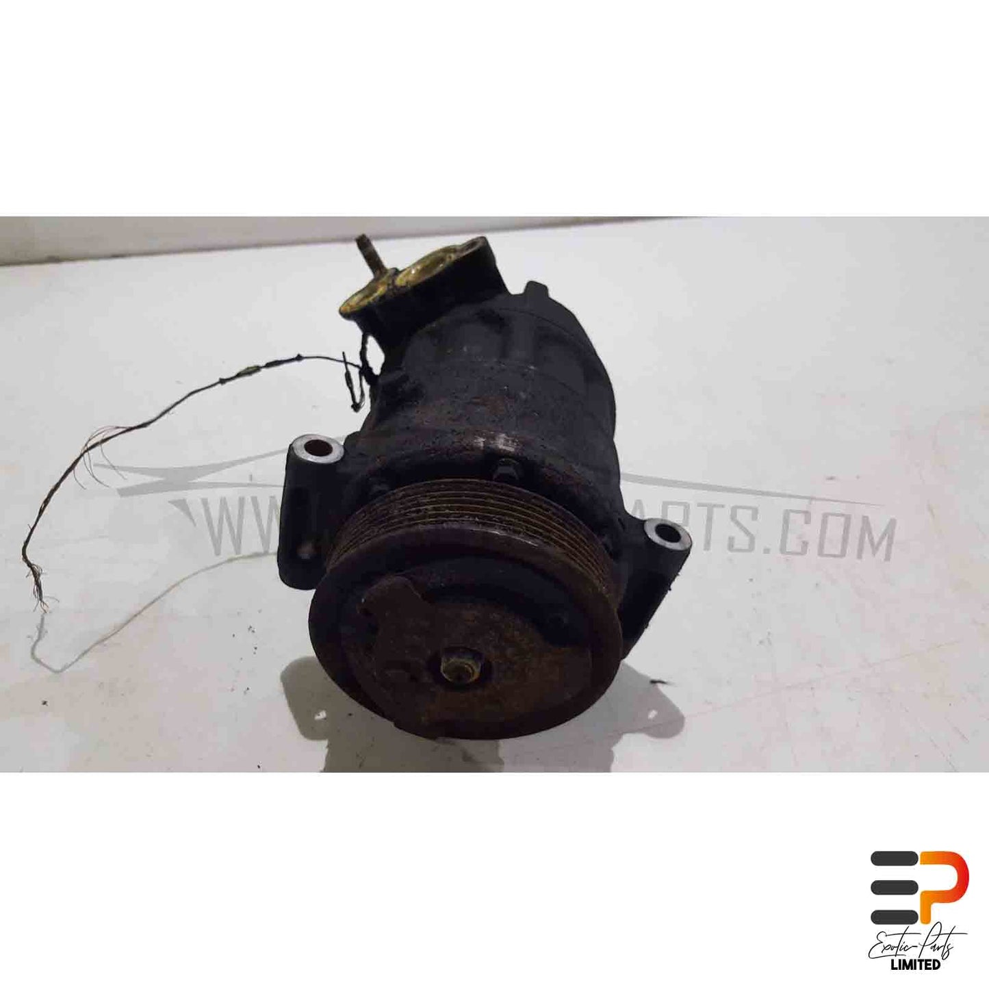 Jaguar XK 5.0 Coupe A/C Compressor C2D20754 picture 2