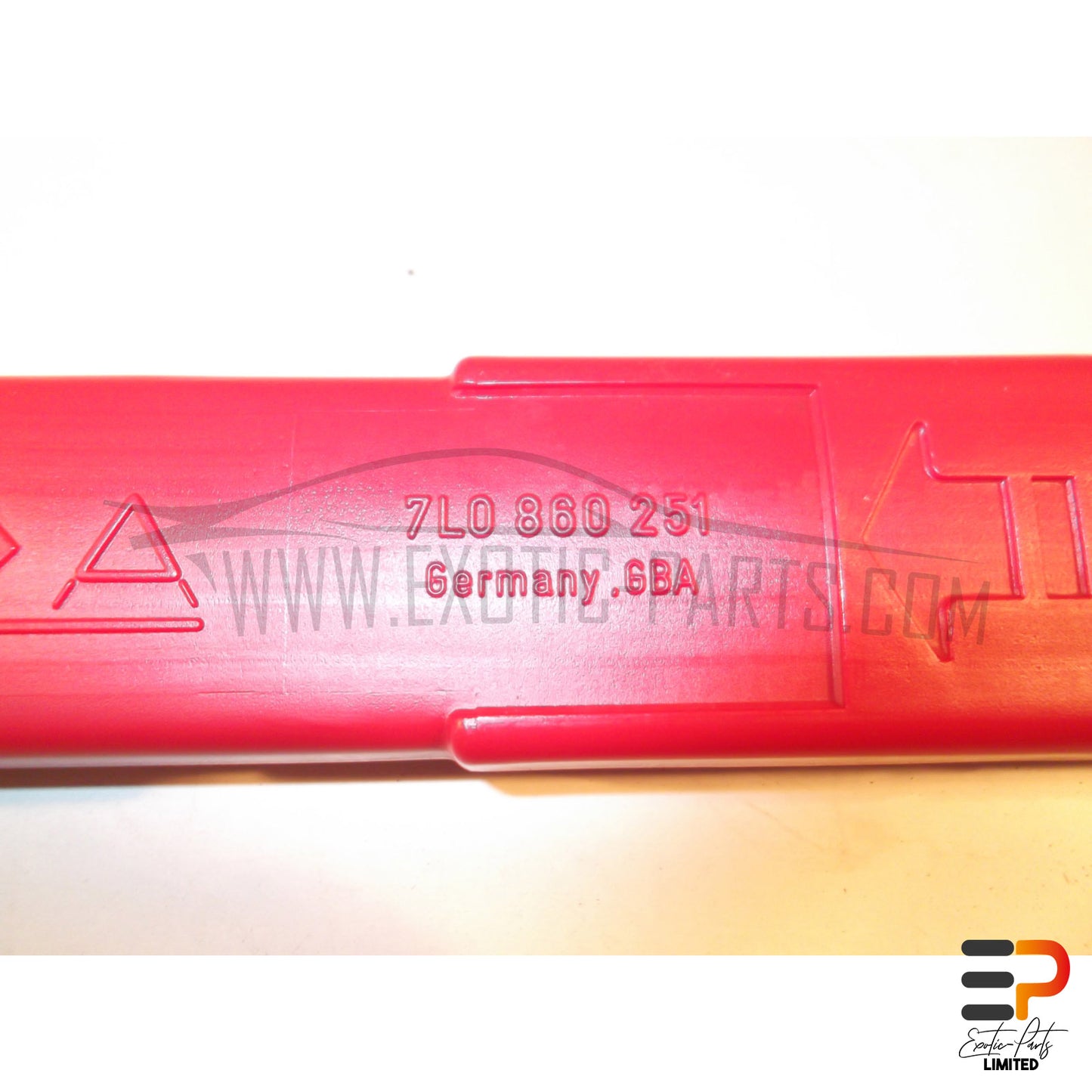 Audi RS4 Avant Breakdown Triangle 7L0860251 picture 2