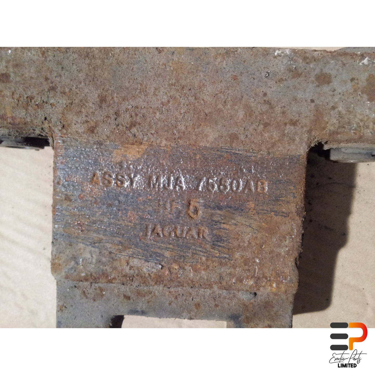 Jaguar XK8 Cabrio Bodyside MJA7580AB picture 2