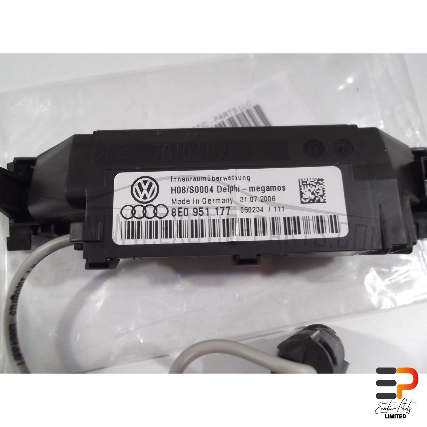 Audi RS4 Avant Ultra Sonic Module 8E0951177 picture 2