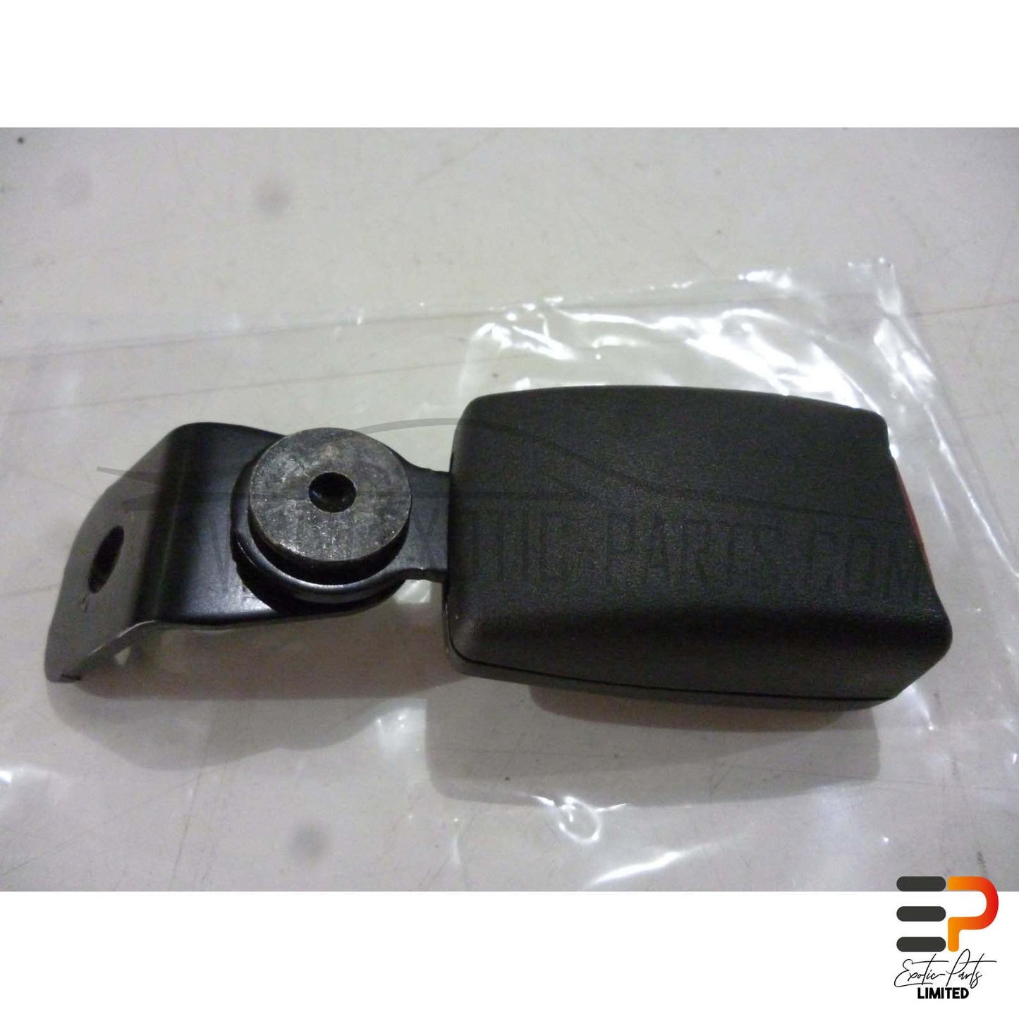 Mazda RX-8 SE 170 KW Belt Buckle F1Y1-57-720 Rear picture 2