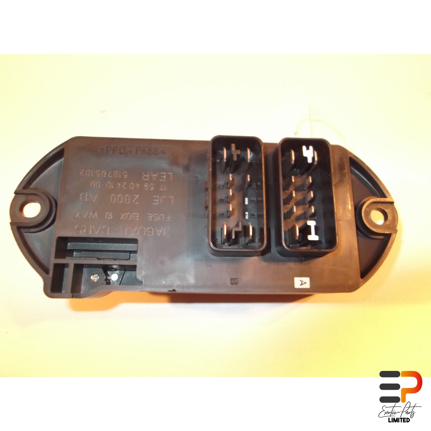 Jaguar XK8 XKR Coupe Fuse Box LJE2800AB picture 2