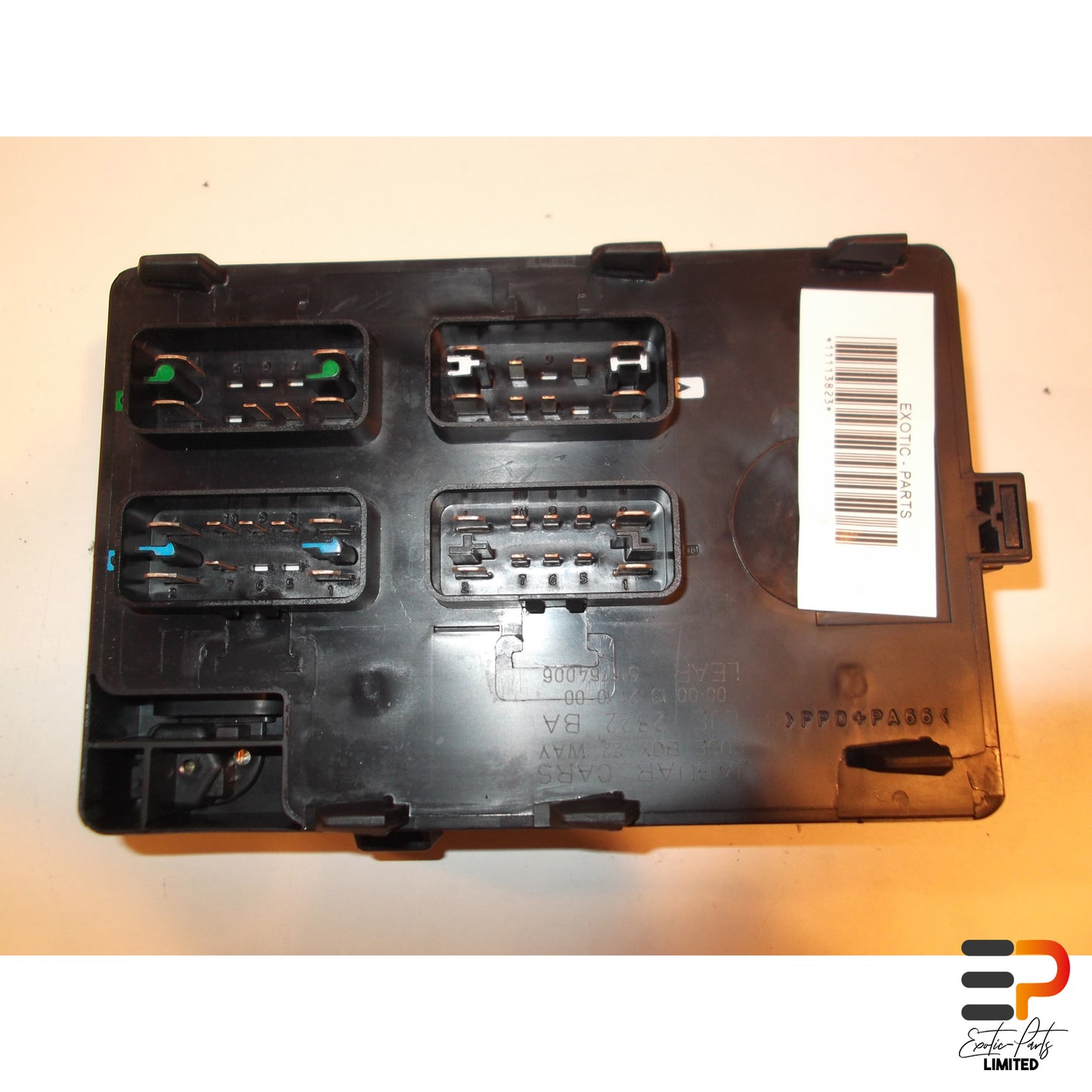 Jaguar XK8 XKR Coupe Fuse Box LJE2822BA picture 2