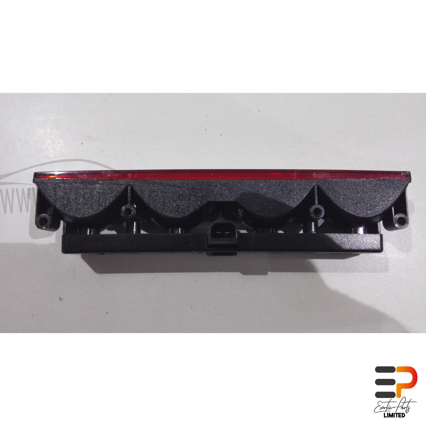 Audi S8 4.2 Quattro Third Brakelight 8D5945122 picture 2