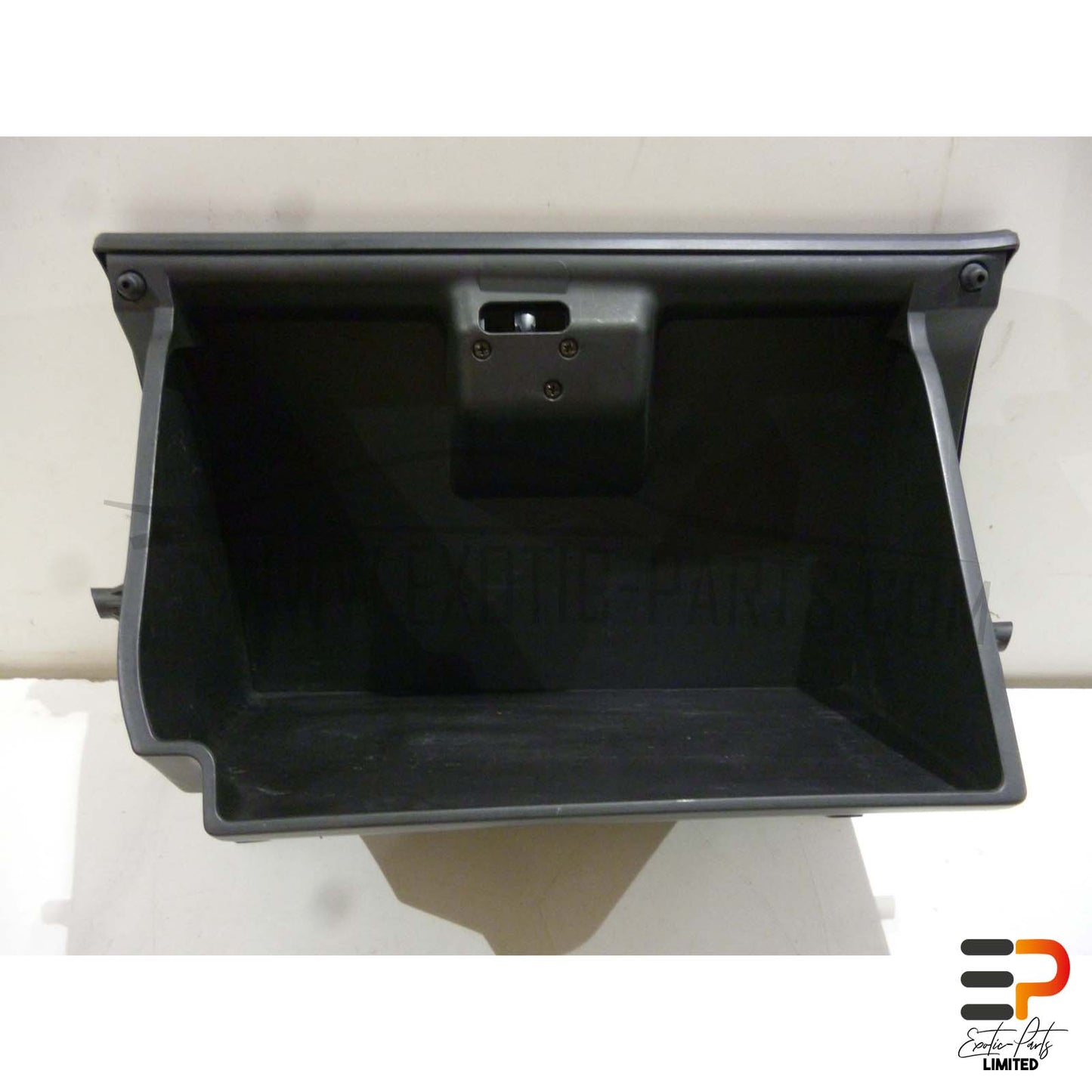 Mazda RX-8 SE 170 KW Glovebox F151-64-030B picture 2
