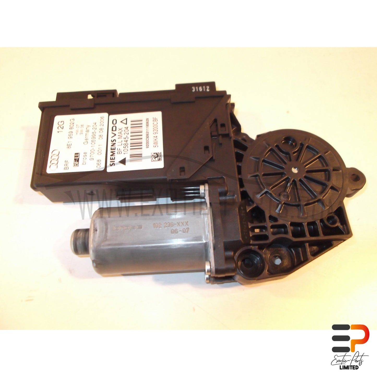 Audi RS4 Avant Window Motor 8E1959802G Front Right picture 2