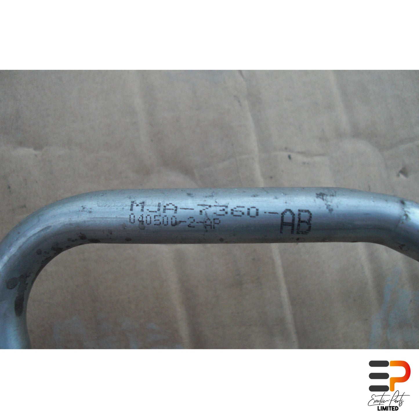 Jaguar XK8 Cabrio Aircon Pipe MJA7360AB picture 2