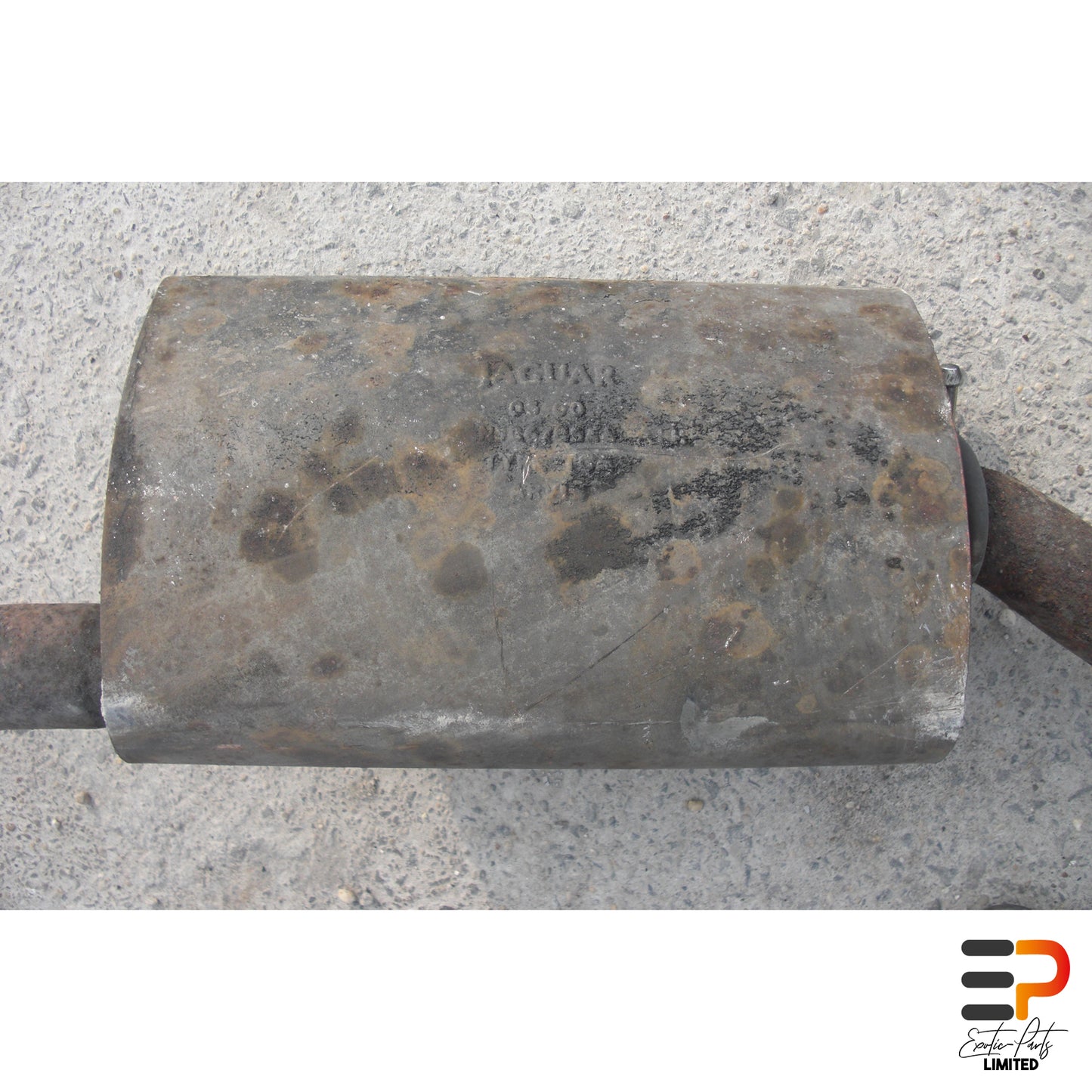 Jaguar XK8 XKR X100 Cabrio Exhaust Muffler NJC6784AA Right picture 3