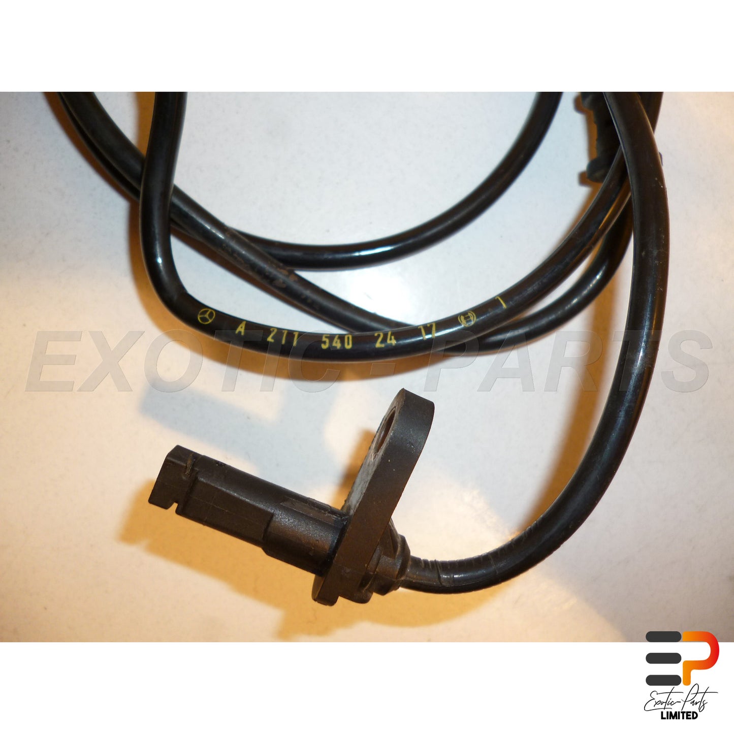 Mercedes Benz E320 T CDI Avantgarde W211 Abs Sensor picture 2