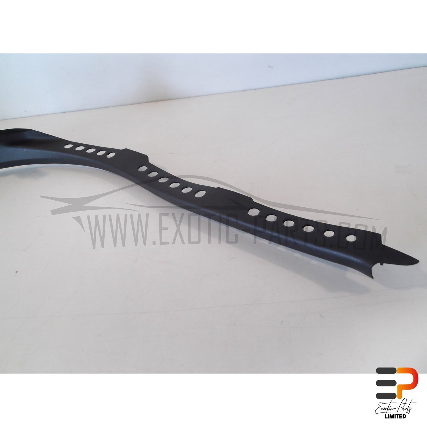 Audi RS4 Avant Trim C-Pillar 8E0867767A 4PK Left picture 3
