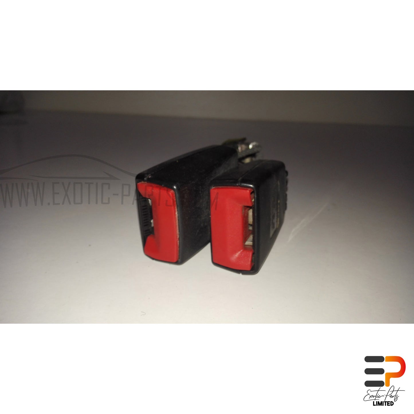 Audi S8 4.2 Quattro Belt Buckle 4D0857739H 01C Rear Left picture 3