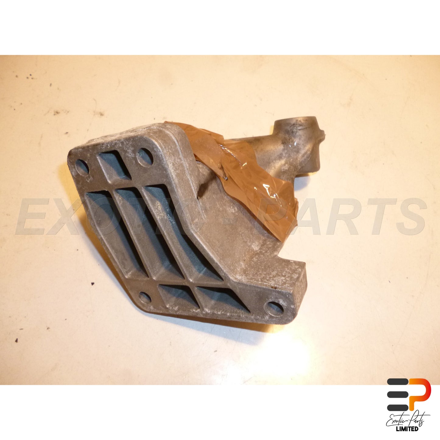 Mercedes Benz E320 T CDI Avantgarde W211 Bracket Engine A6422230004 picture 2