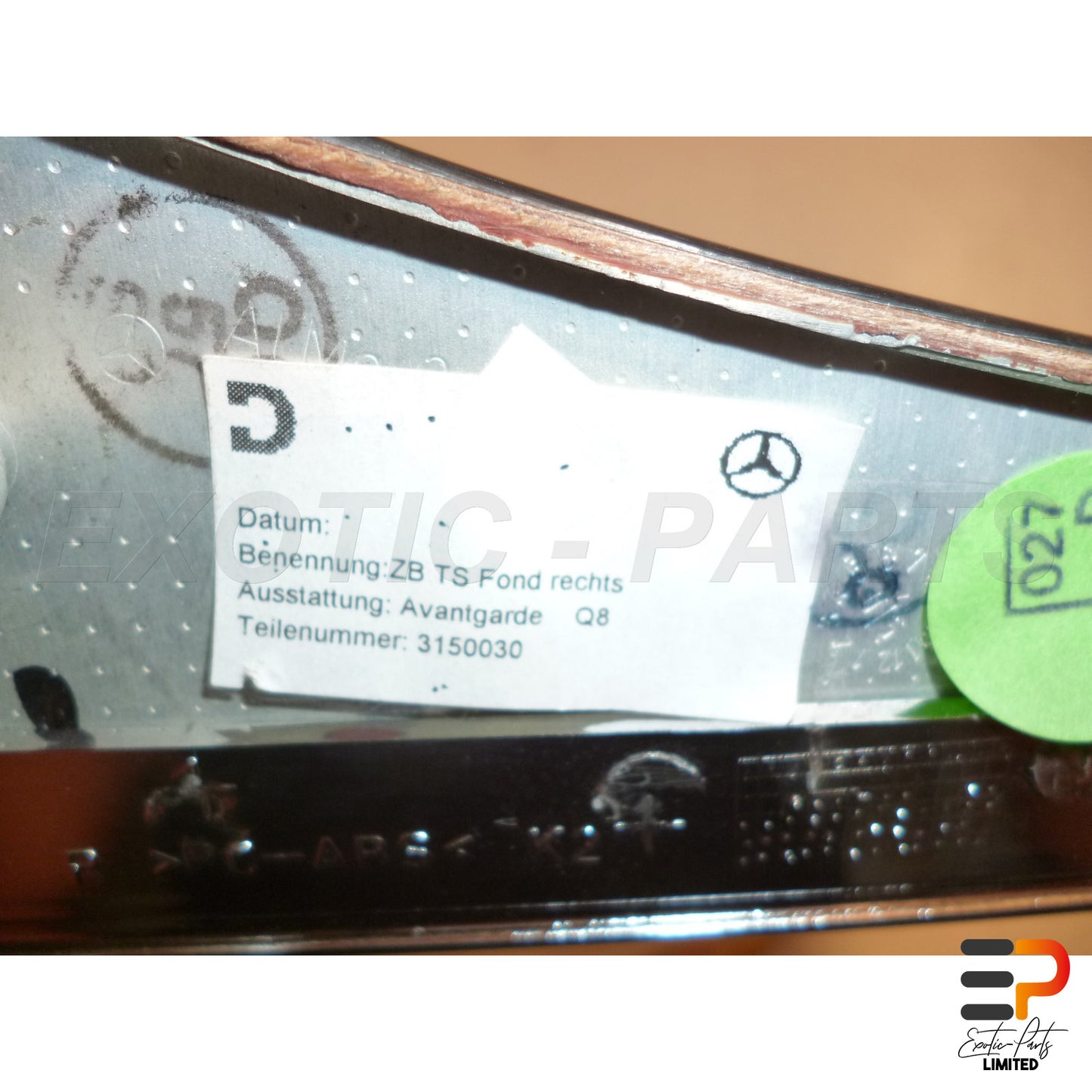 Mercedes Benz E320 T CDI Avantgarde W211 Cover A2117300422 Rear Right picture 2