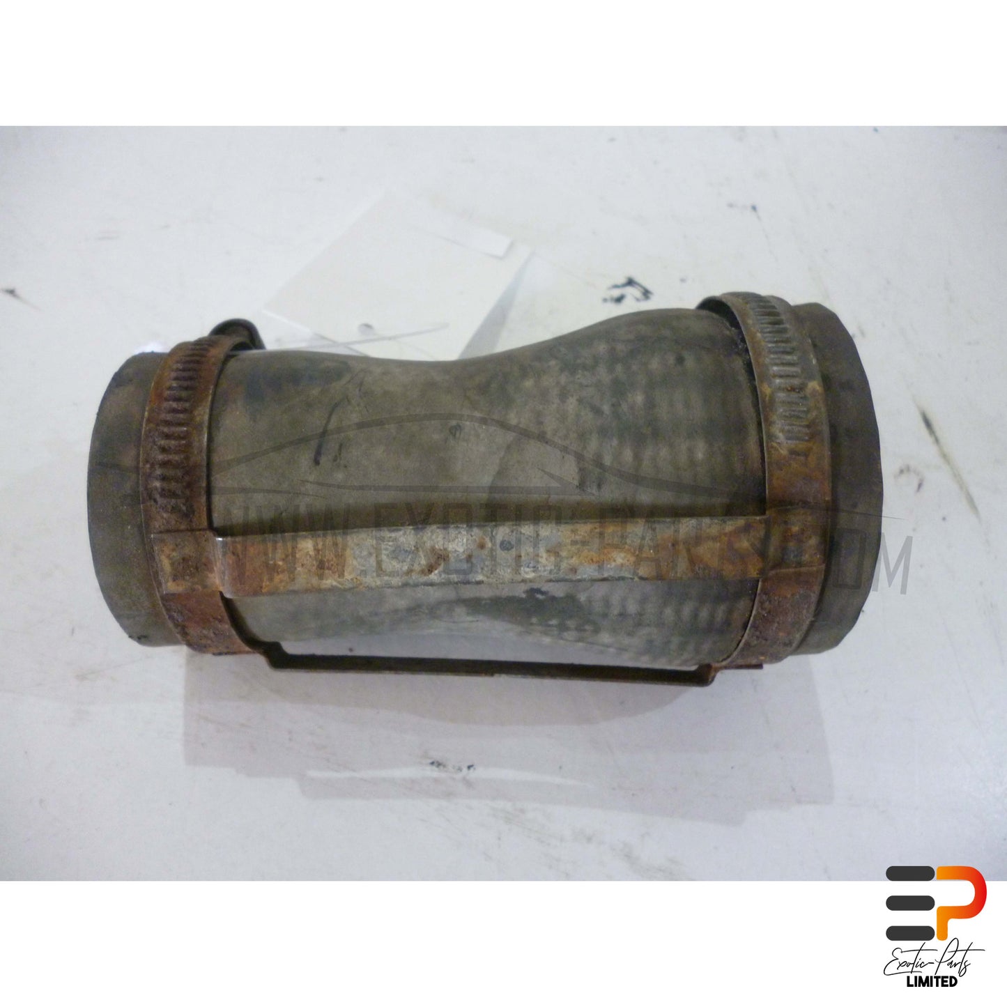 Audi S8 4.2 Quattro Fuel Pipe 4D0201143E picture 3