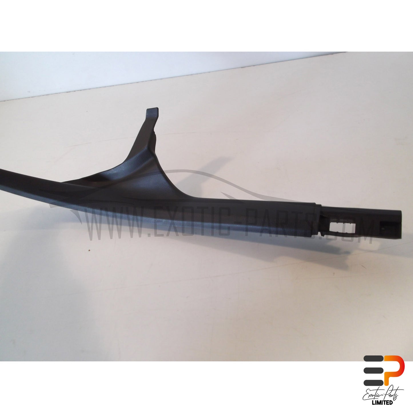 Audi RS4 Avant Trim C-Pillar 8E0867768A 4PK Right picture 3