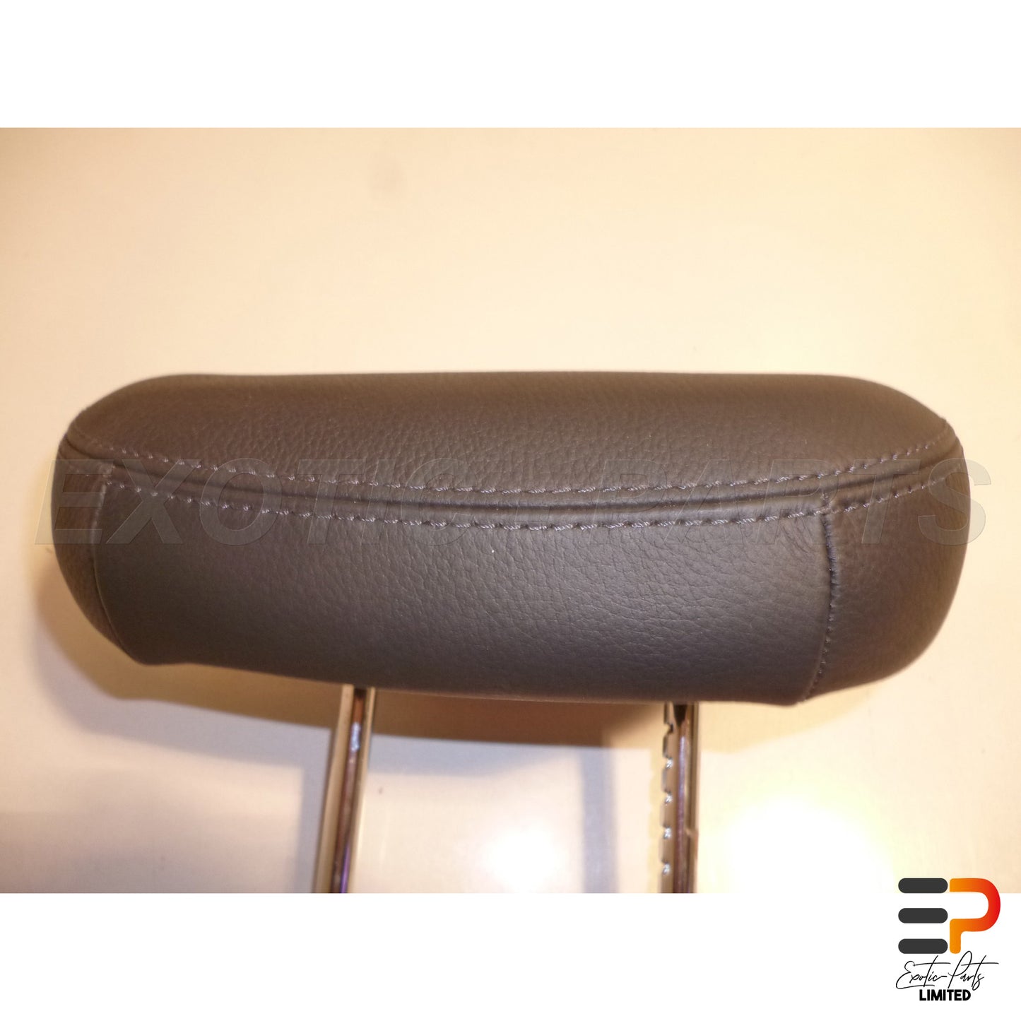 Mercedes Benz E320 T CDI Avantgarde W211 Headrest A2119700078 Rear picture 2