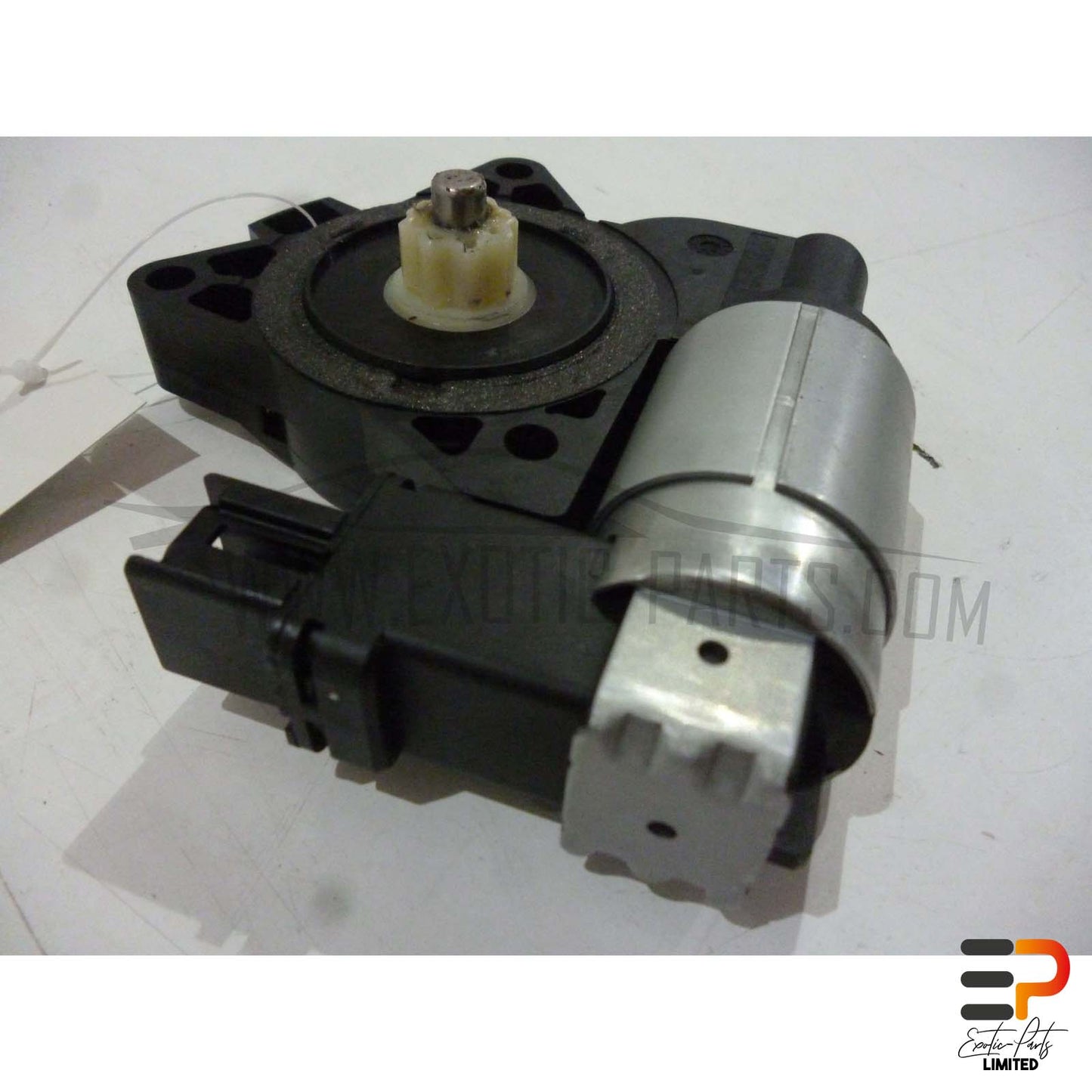 Mazda RX-8 SE 170 KW Window Motor GJ6A-59-58X Front Left picture 3