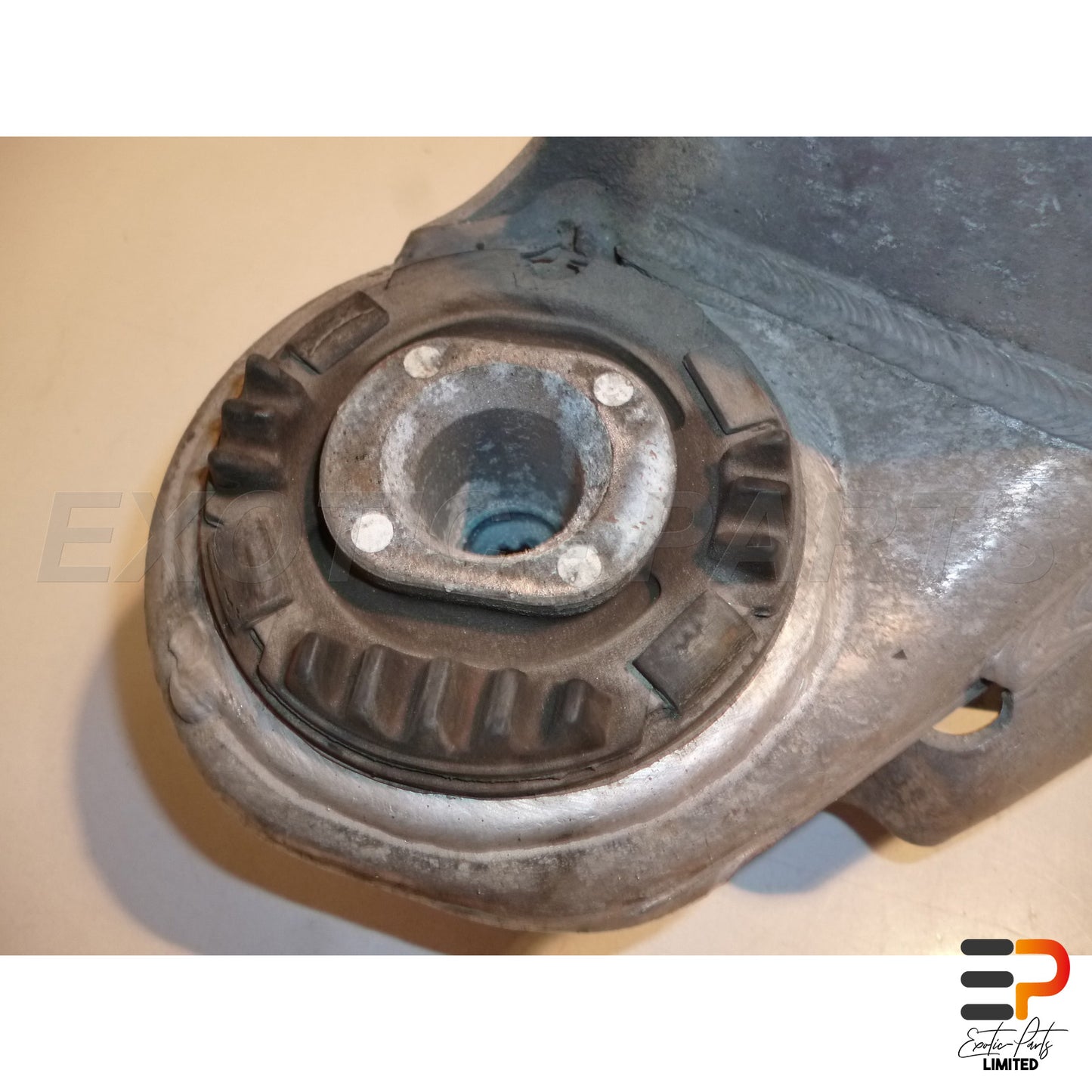 Mercedes Benz E320 T CDI Avantgarde W211 Rear Axle Carrier picture 2