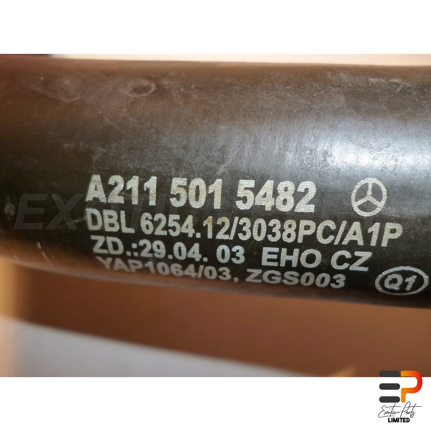 Mercedes Benz E320 T CDI Avantgarde W211 Radiator Hose A2115015482 picture 3