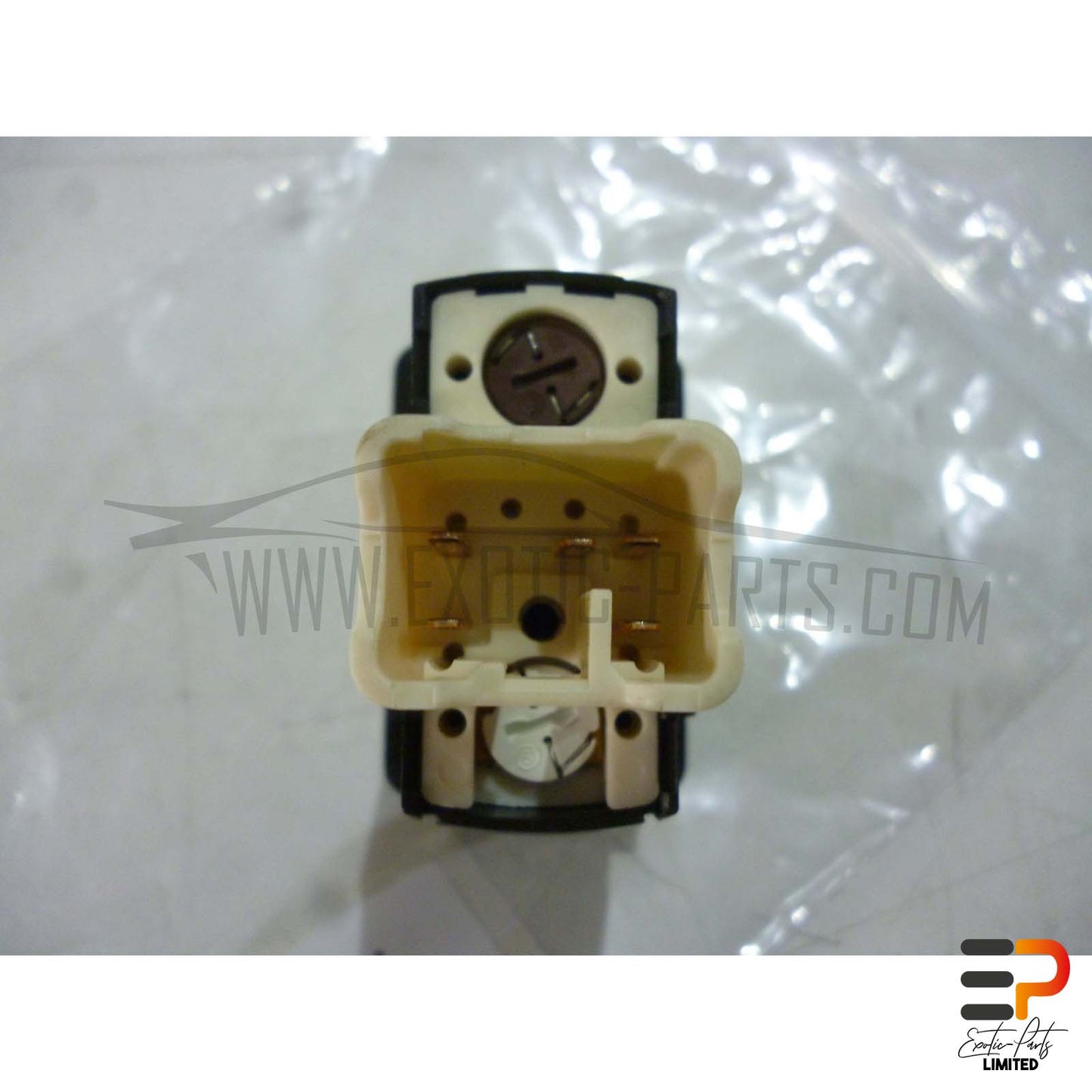 Mazda RX-8 SE 170 KW Switch Seat Heater GJ6E-66-420 ( R ) picture 3
