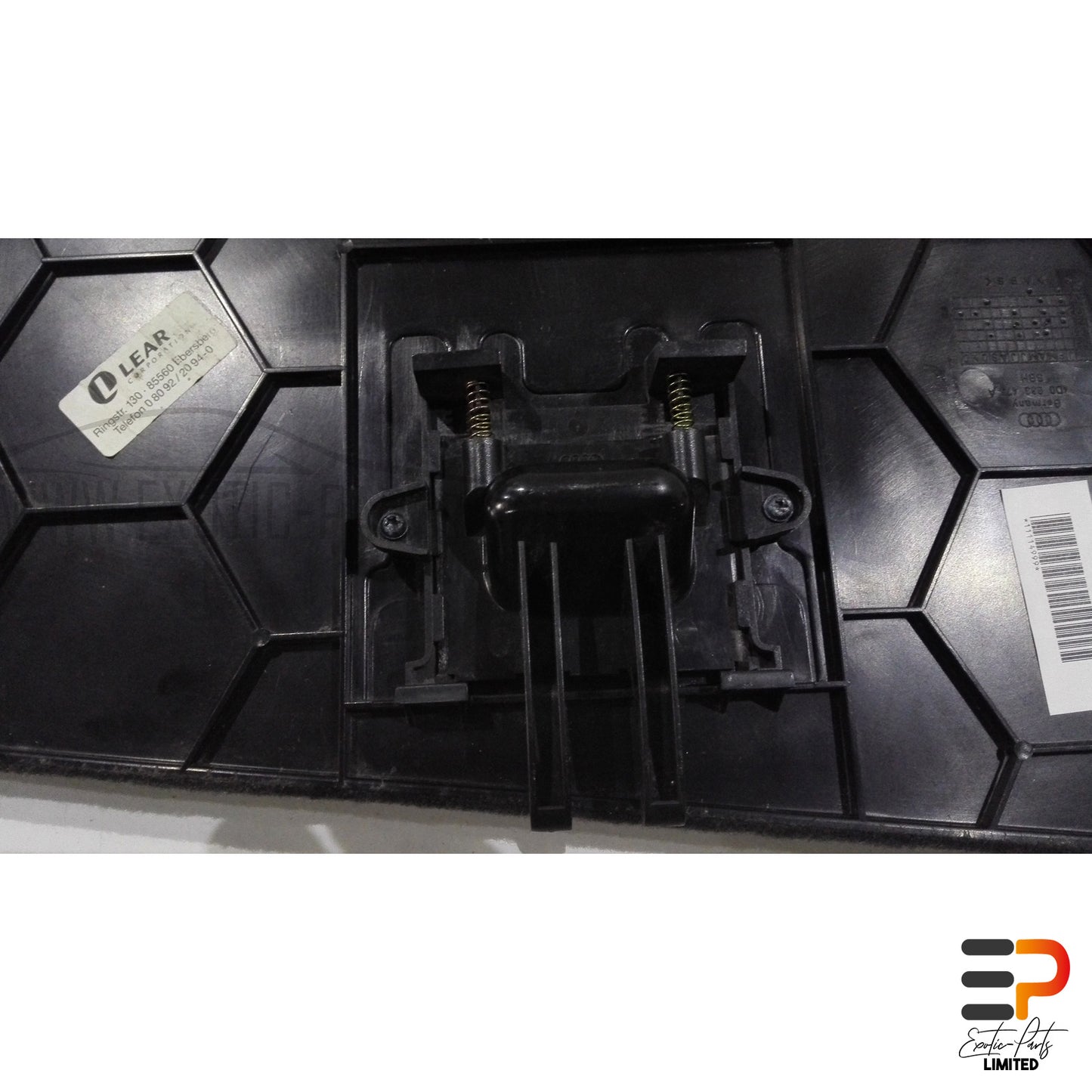 Audi S8 4.2 Quattro Trunk Trim 4D0863475A V40 picture 3