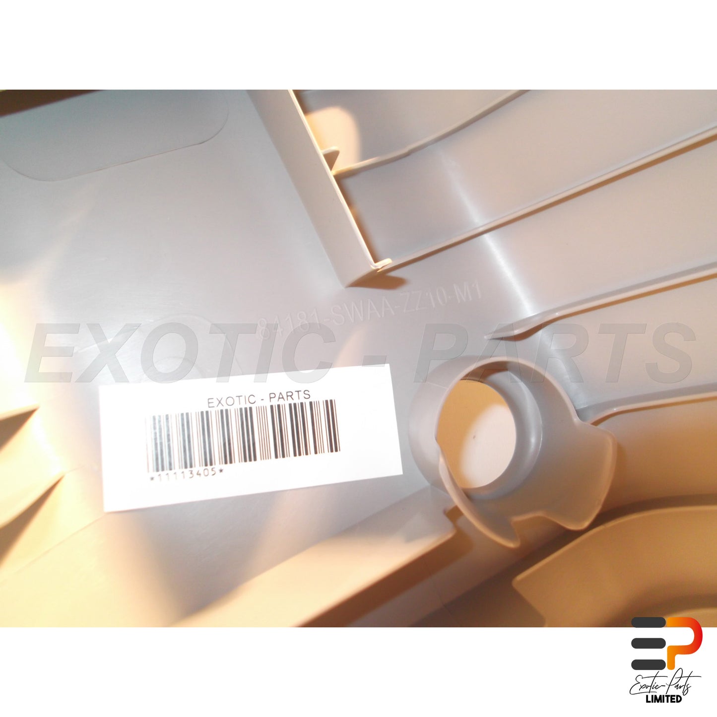Honda CR-V 2.2 i-DTEC Trim C-Pillar 84181-sww-e02 Rear Left picture 3