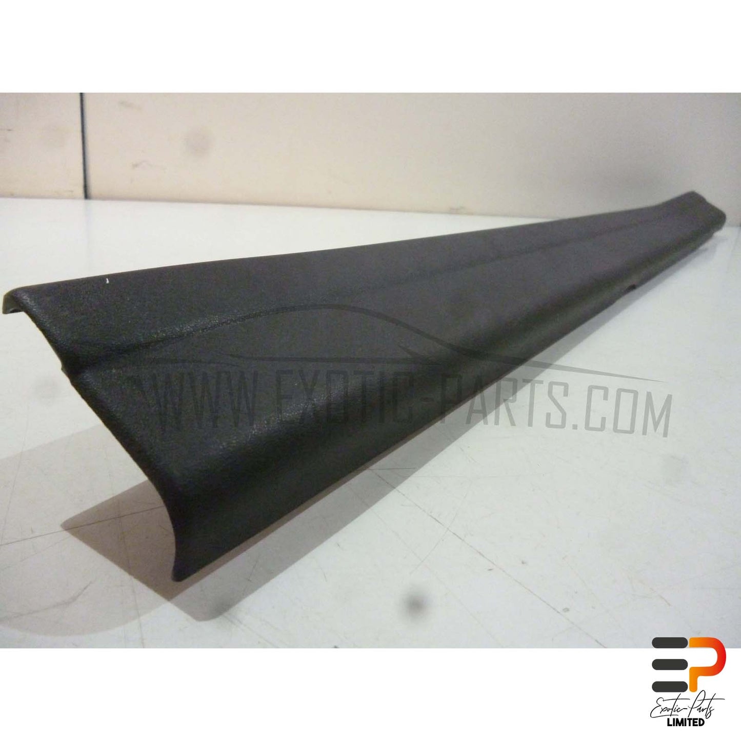 Mazda RX-8 SE 170 KW Door Sill Panel F151-68-710 Right picture 3