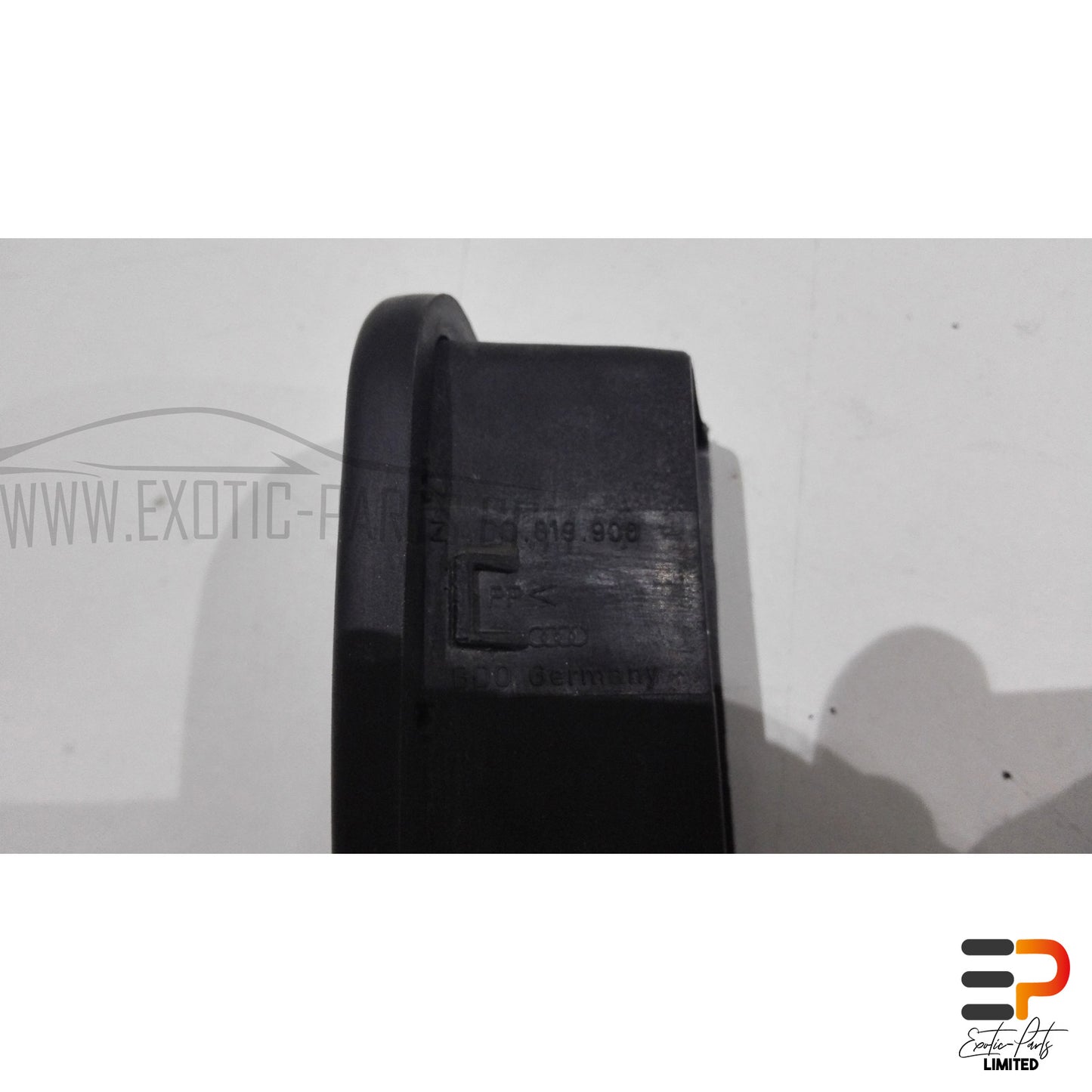 Audi S8 4.2 Quattro Fresh Air Grille 4D0819900 4PK Front Right picture 3