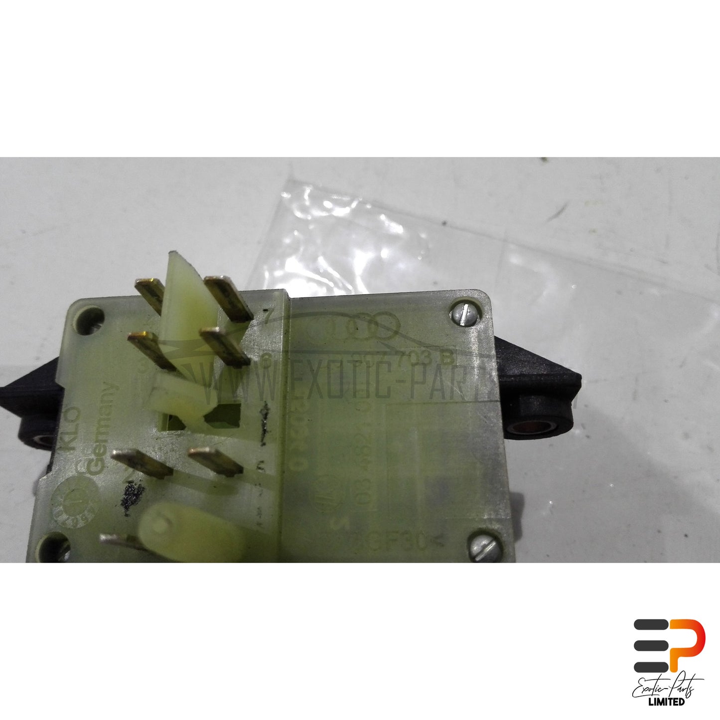 Audi S8 4.2 Quattro Steering Column Switch 4D0907703B picture 3